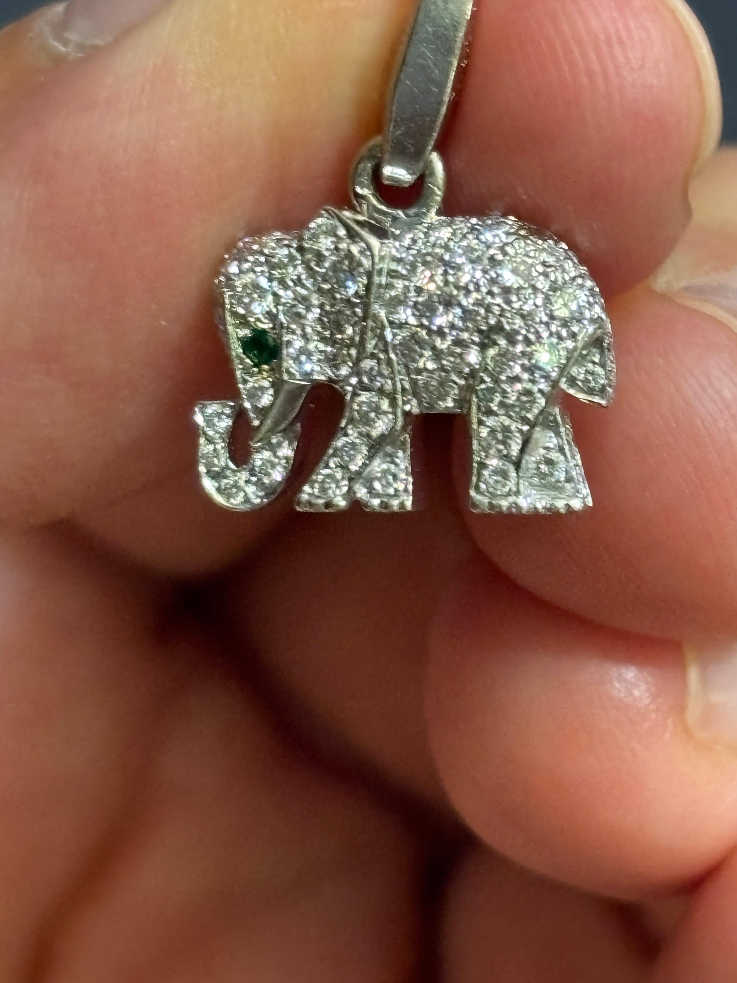 da uomo o donna Pendente a forma di elefante in oro bianco e diamanti di Cartier in vendita