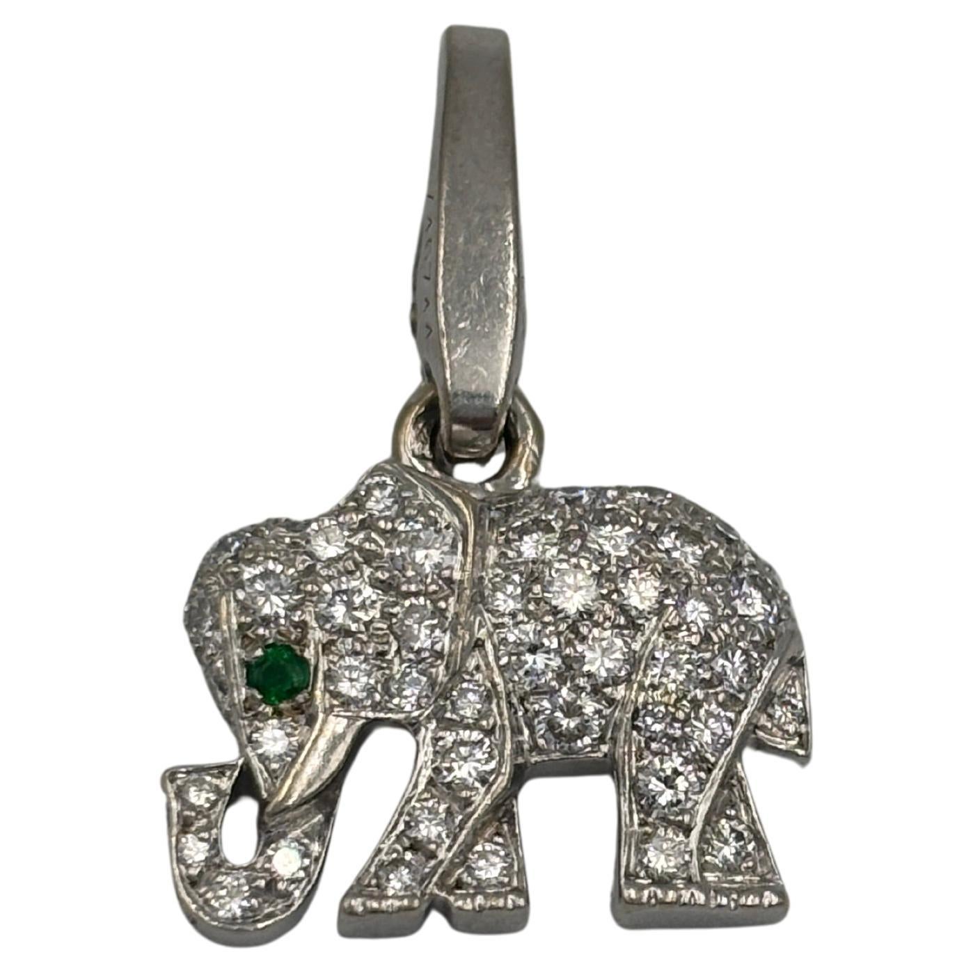 Pendente a forma di elefante in oro bianco e diamanti di Cartier