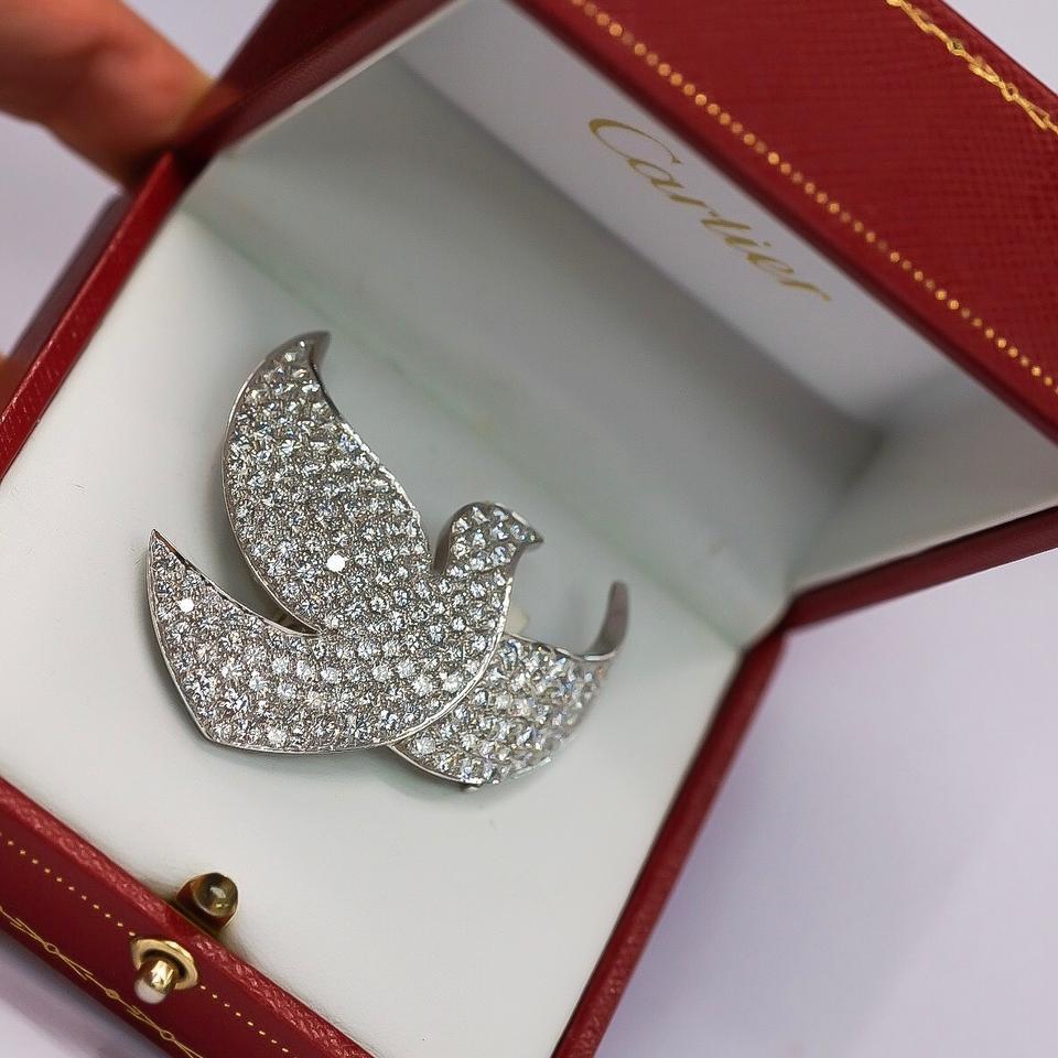 Cartier White Gold Diamond Pave Dove Pin Brooch In Excellent Condition In New York, NY