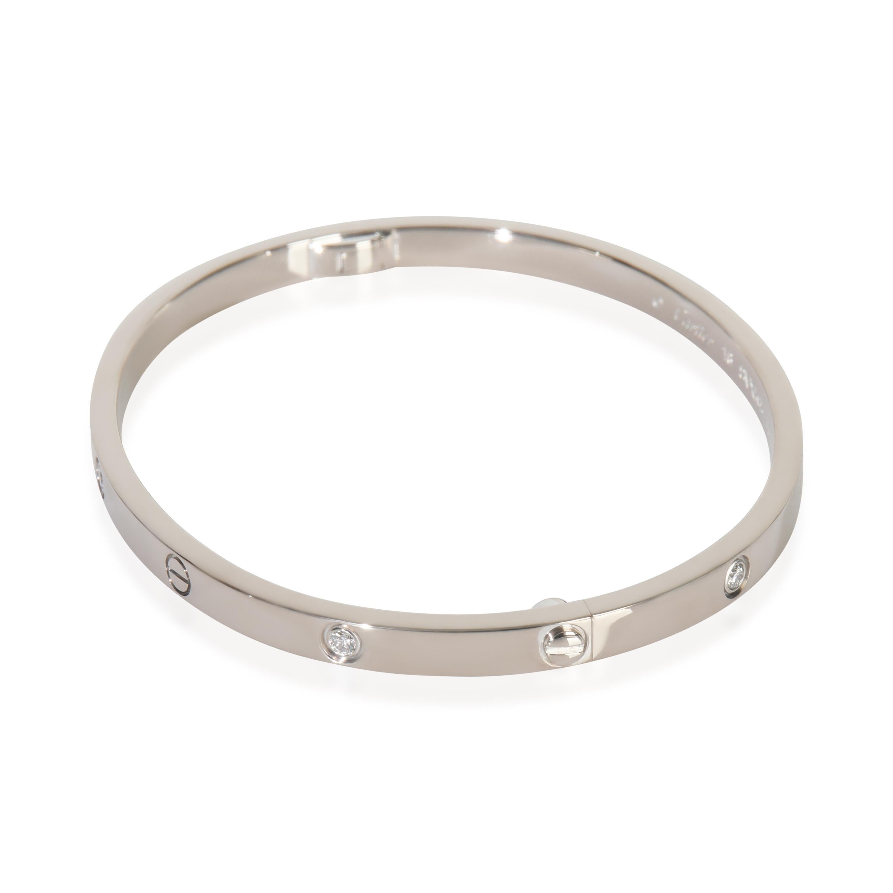 Bracelet Love en or blanc à diamants et petit modèle de Cartier Pour femmes en vente