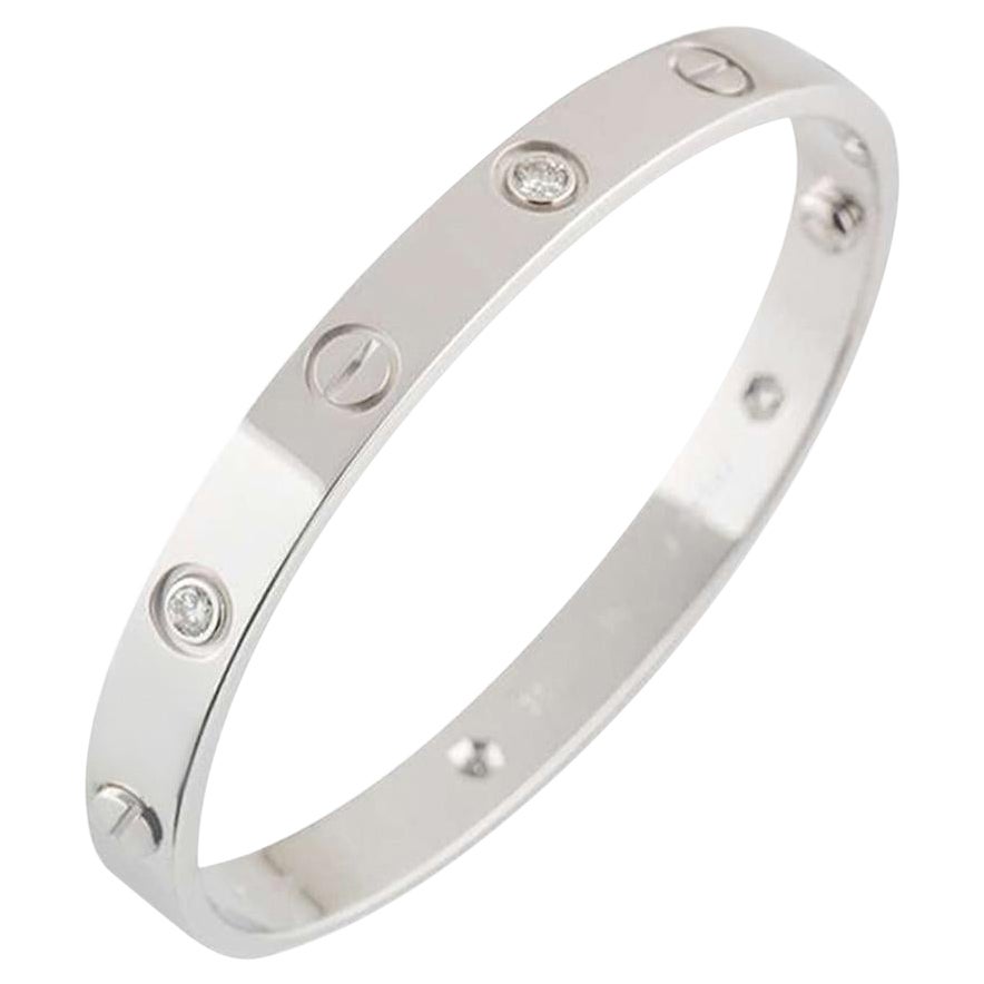 Cartier Bangle Love in oro bianco con mezzo diamante misura 19 B6035819