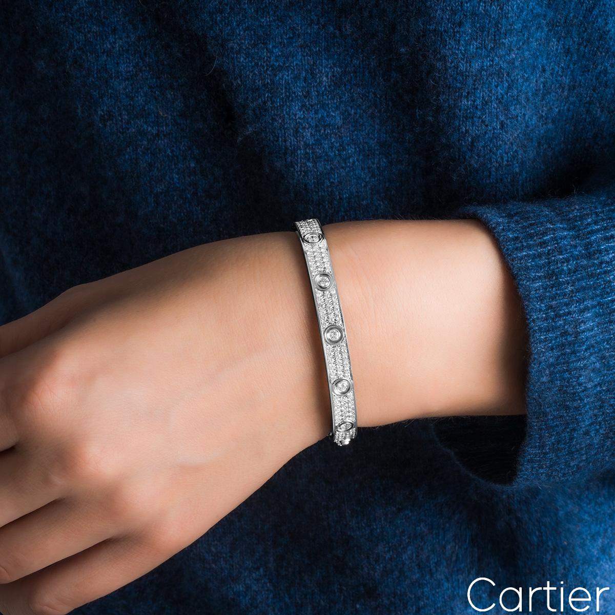 Cartier Weißgold Pave Diamant Love-Armband Größe 18 N6033603 im Angebot 1