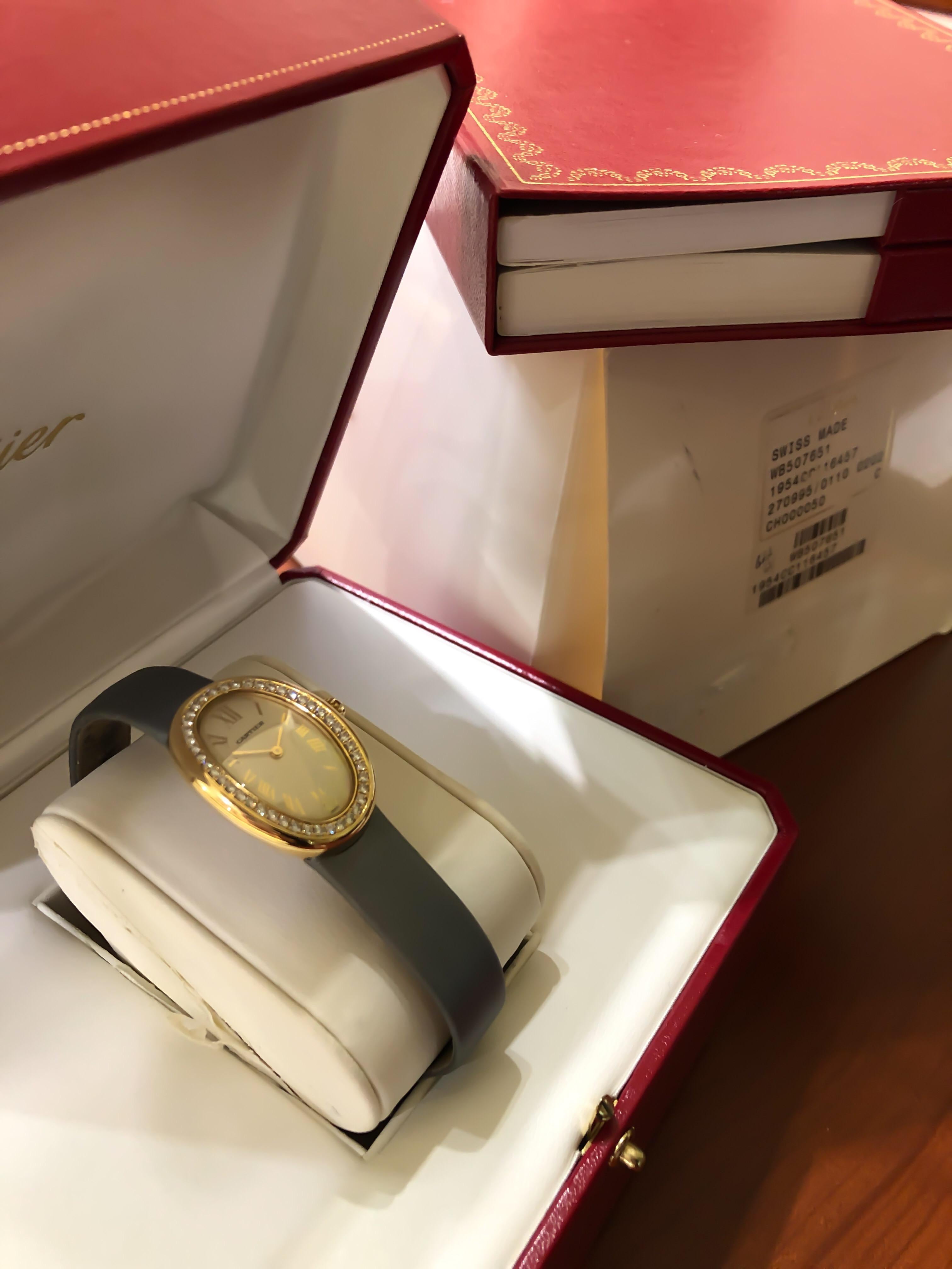 Cartier Women's Baignoire Solid 18 Karat Yellow Gold Diamond Watch 4
