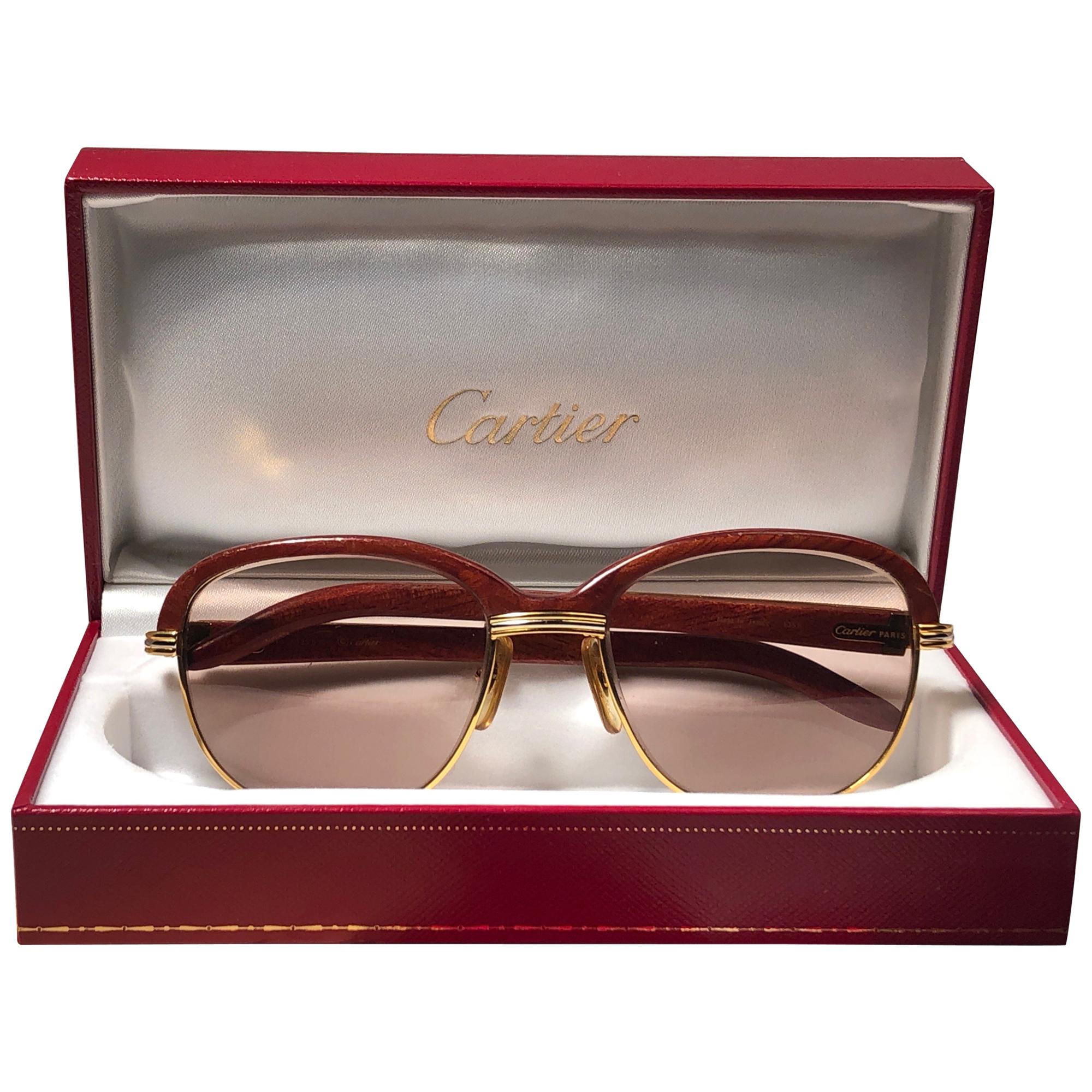 Marron Lunettes de soleil 56 mm en bois précieux palissandre et or de Cartier Wood Malmaison