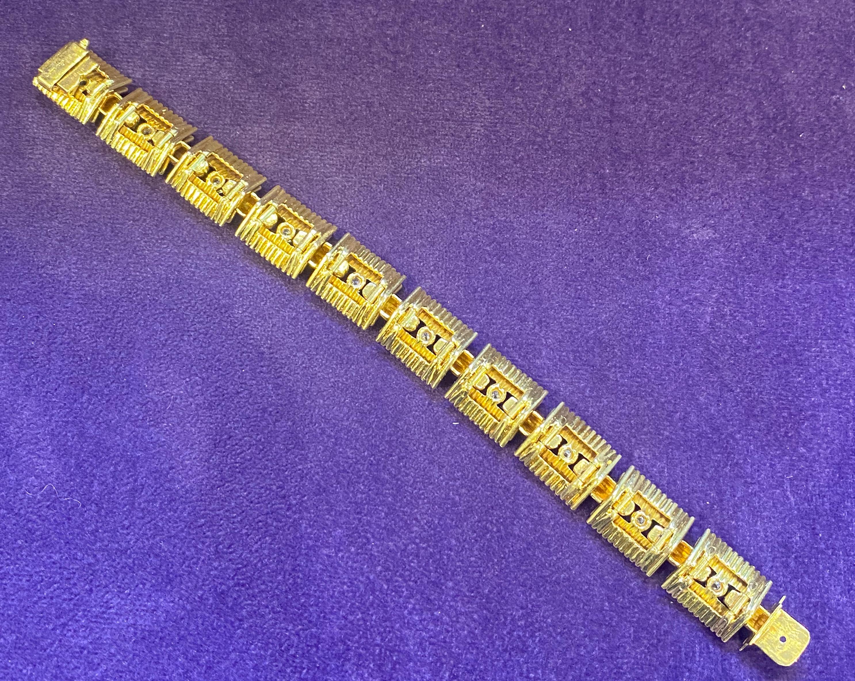 Cartier Yellow Gold and Diamond Bracelet In Excellent Condition In New York, NY