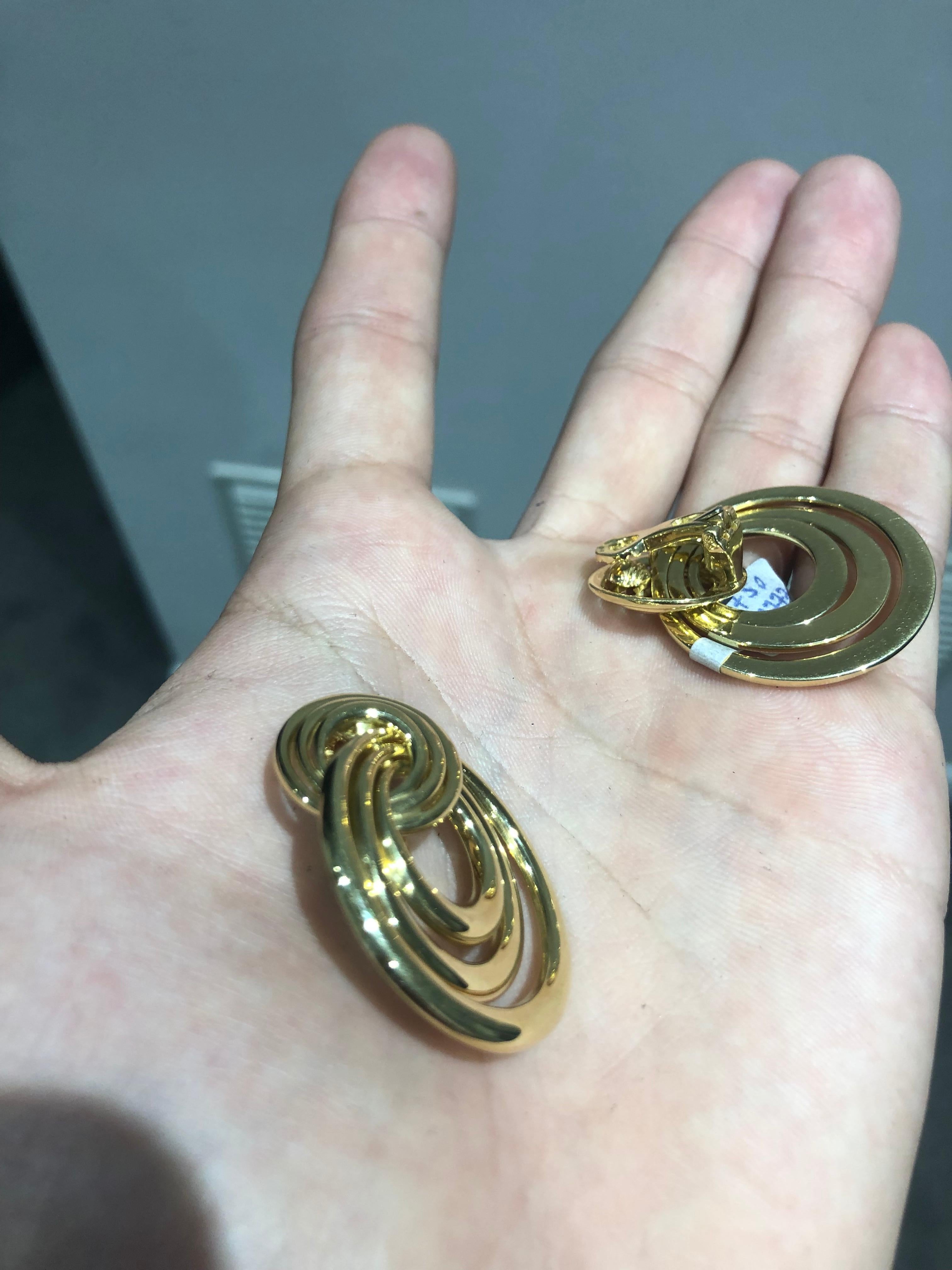 Cartier Yellow Gold Circular Earrings In Excellent Condition In London, GB