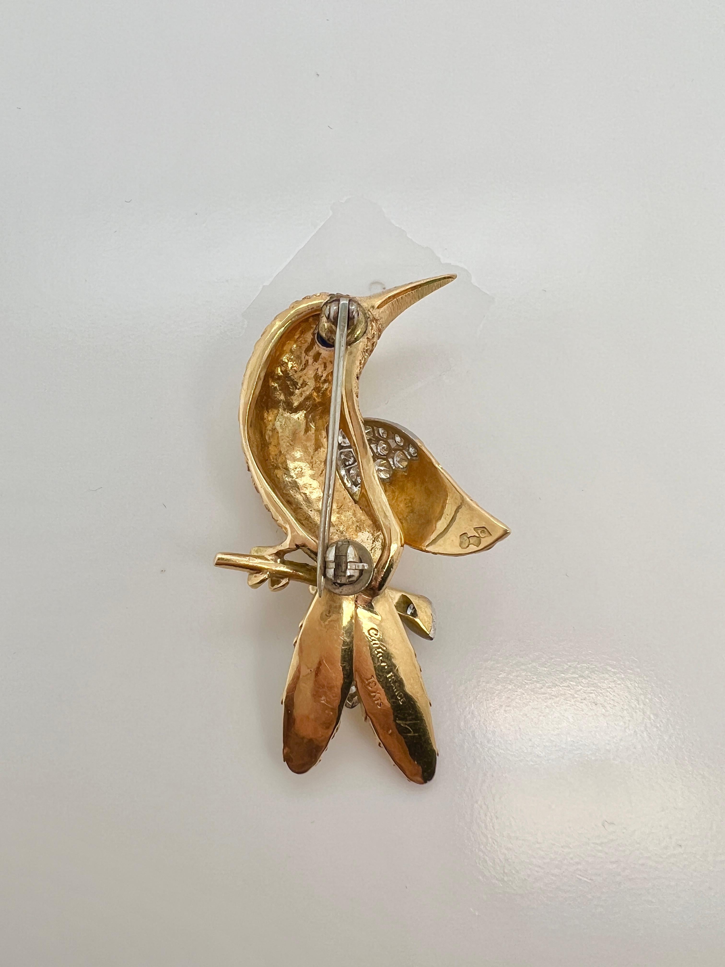 Cartier Yellow Gold Diamond Bird Brooch Corte brillante en venta