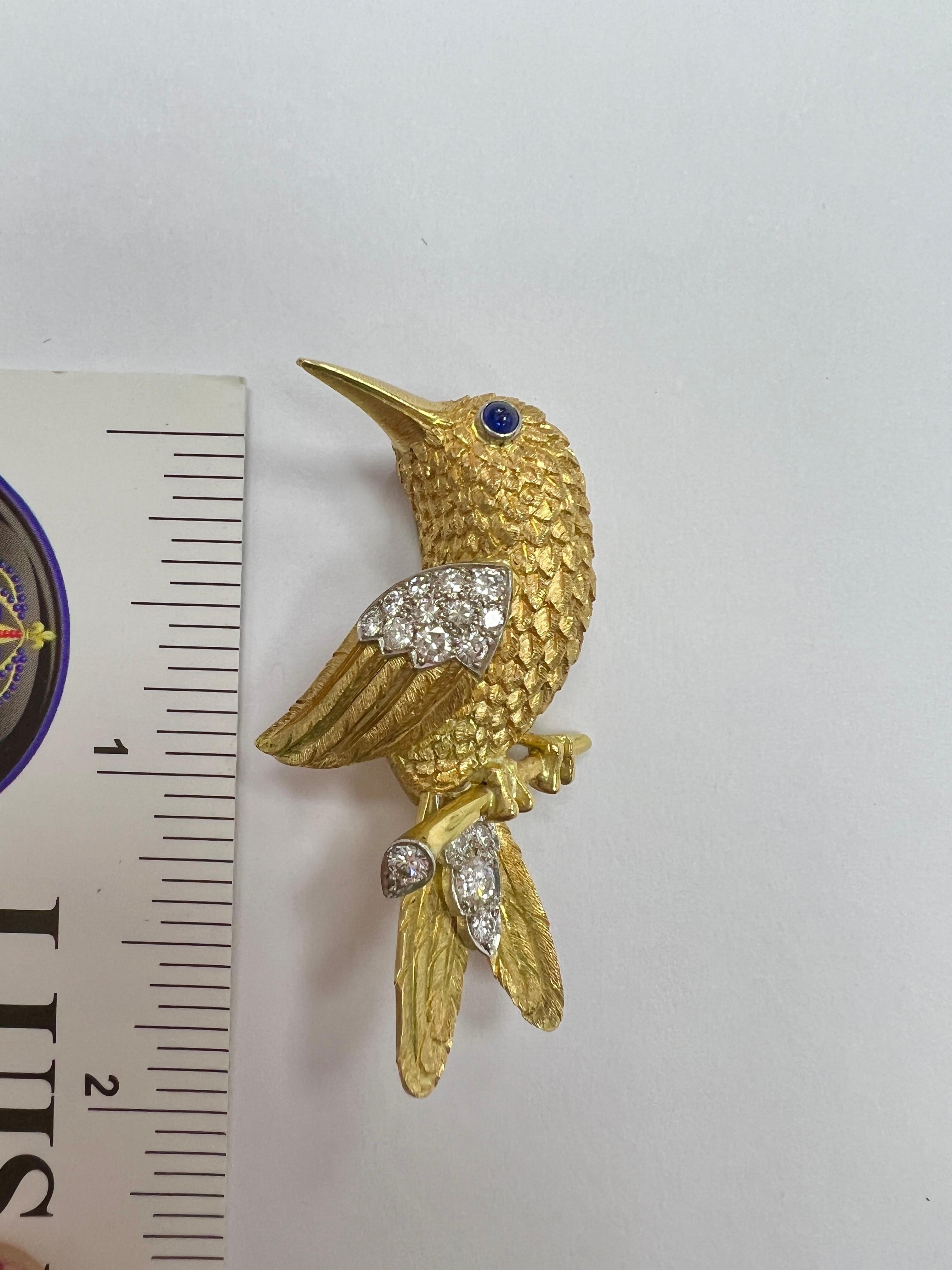 Femenino o masculino Cartier Yellow Gold Diamond Bird Brooch en venta