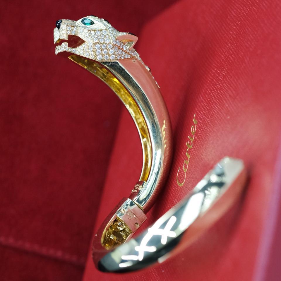 Cartier Yellow Gold Diamond Black Onyx Panthère Cuff Bracelet 1