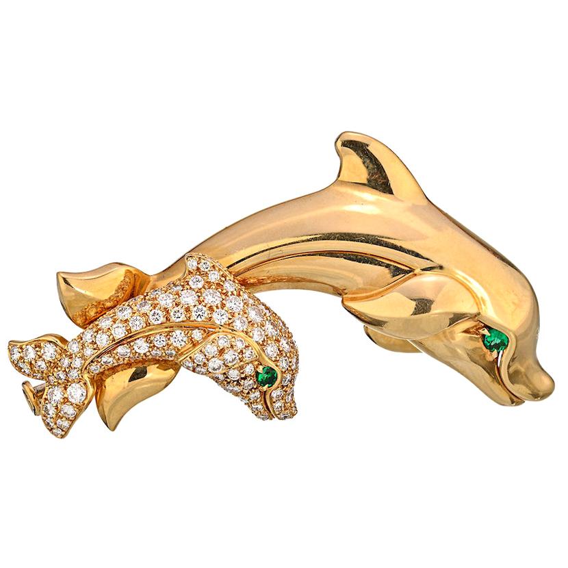 Cartier Yellow Gold Diamond Dolphins Emerald Eyes Pin Brooch