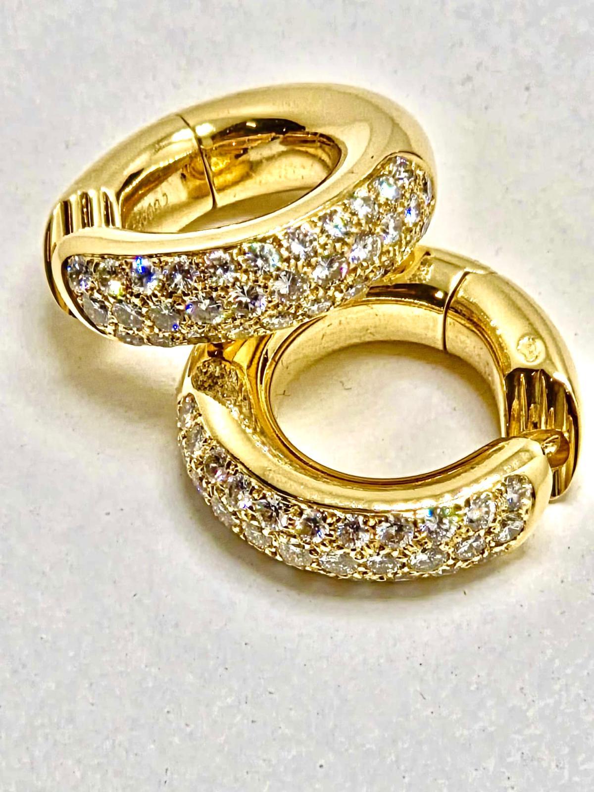 Créoles en or jaune à diamants de Cartier, 1,5 cm, 12,80 g en vente 1