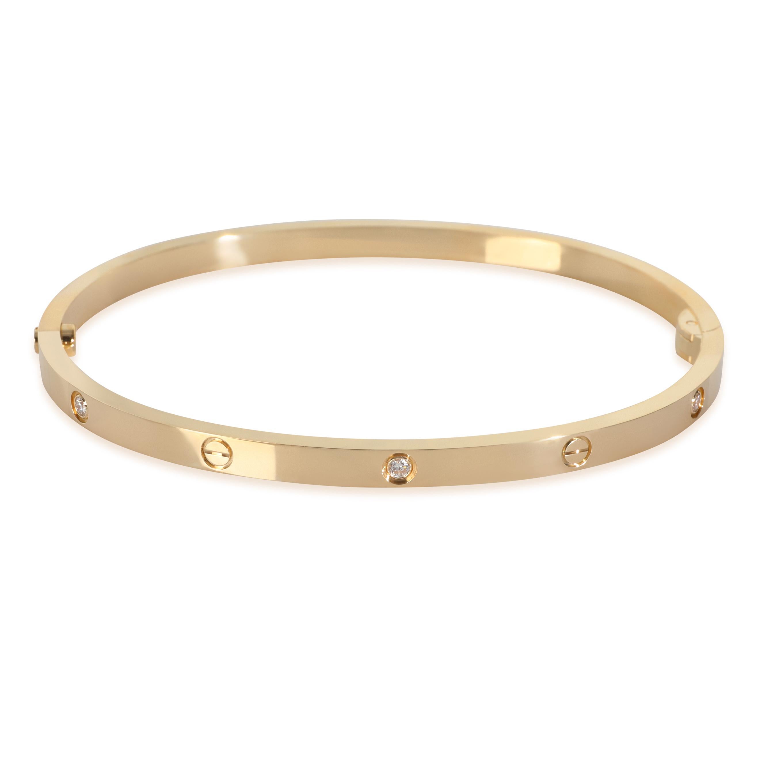 Bracelet Love en or jaune de Cartier avec diamants et petit modèle Excellent état - En vente à New York, NY