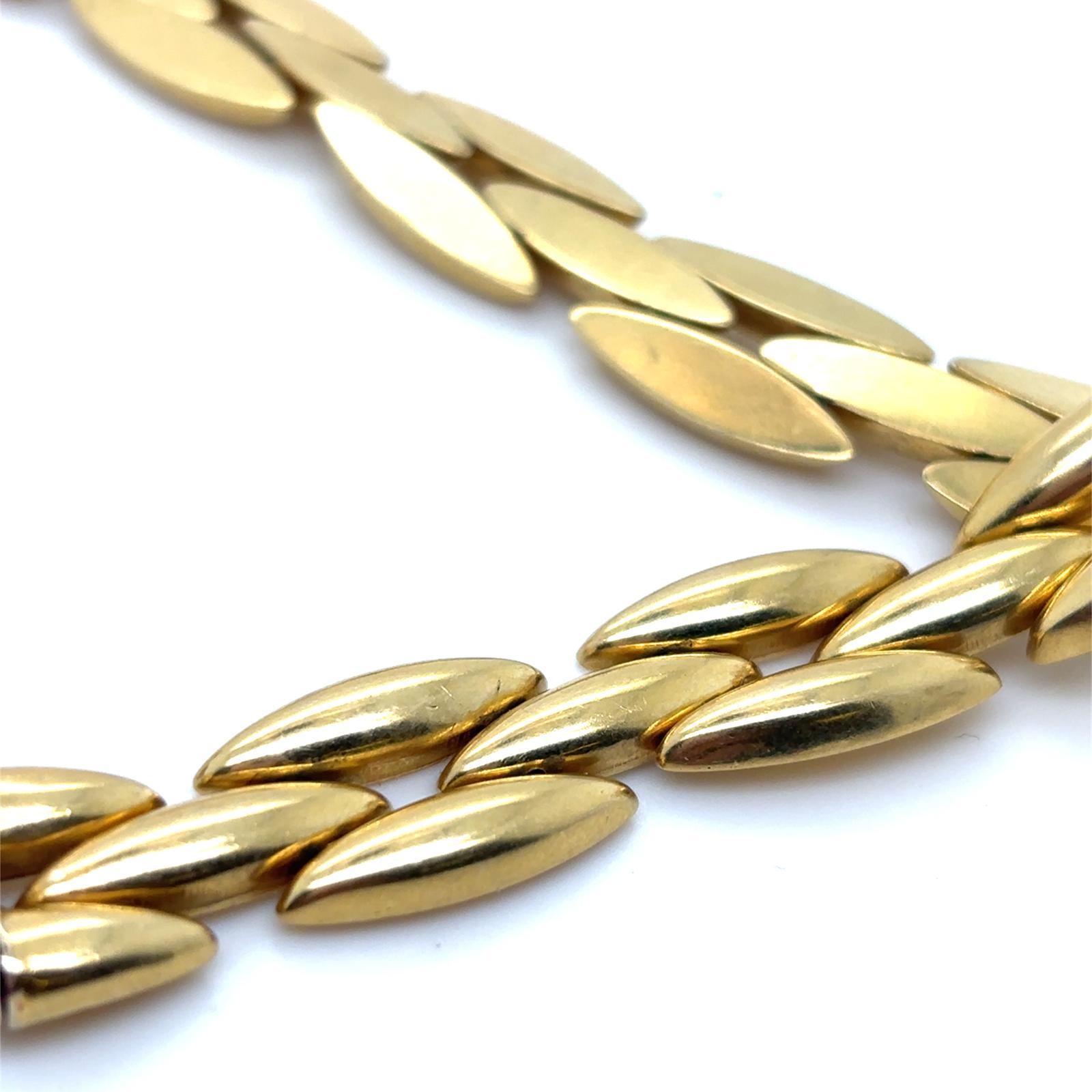 Cartier Collana Gentiane in oro giallo a tre file in oro giallo 18 carati in vendita 3