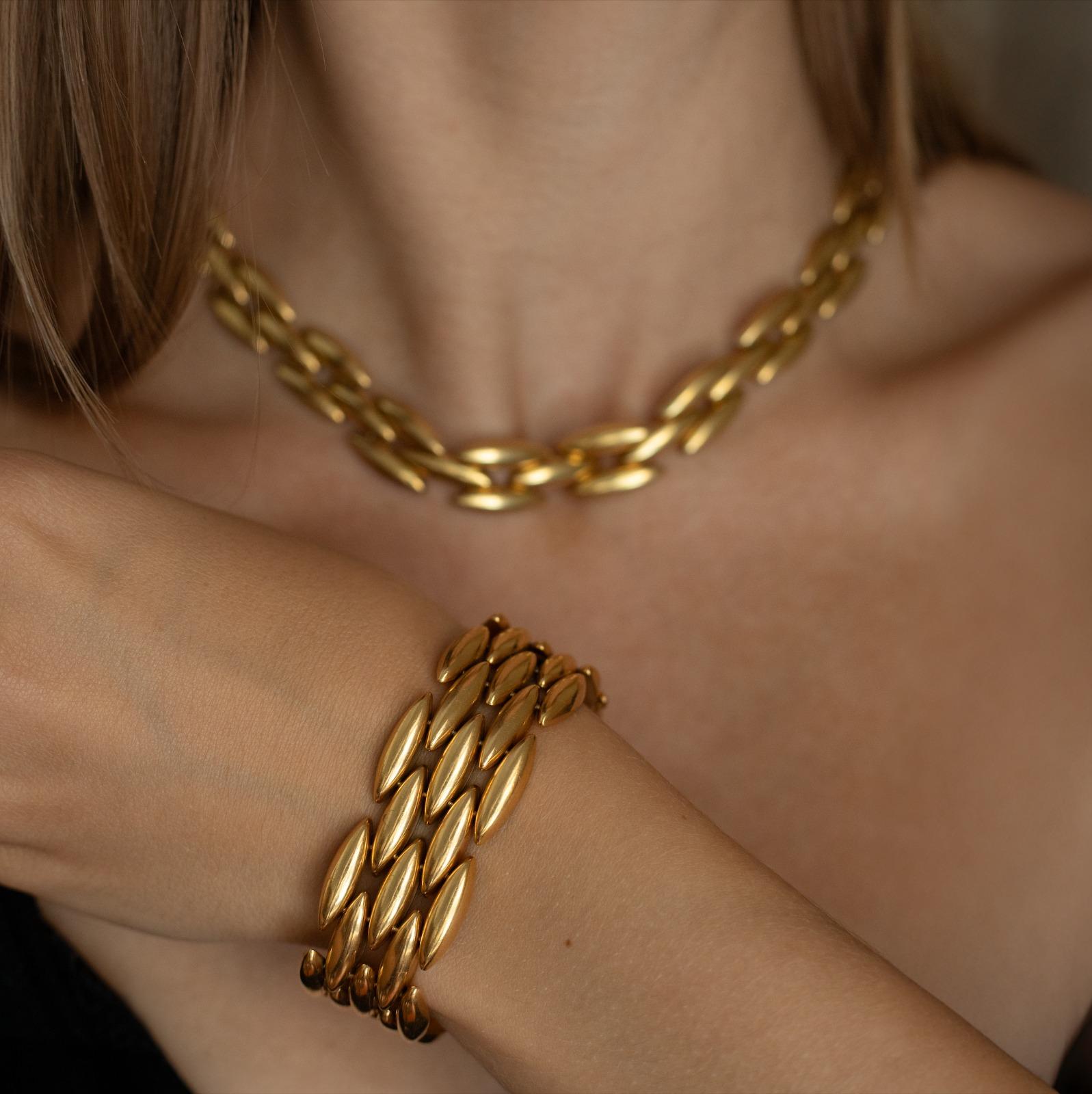 Collier à trois rangs en or jaune Cartier Gentiane Or jaune 18 carats en vente 4