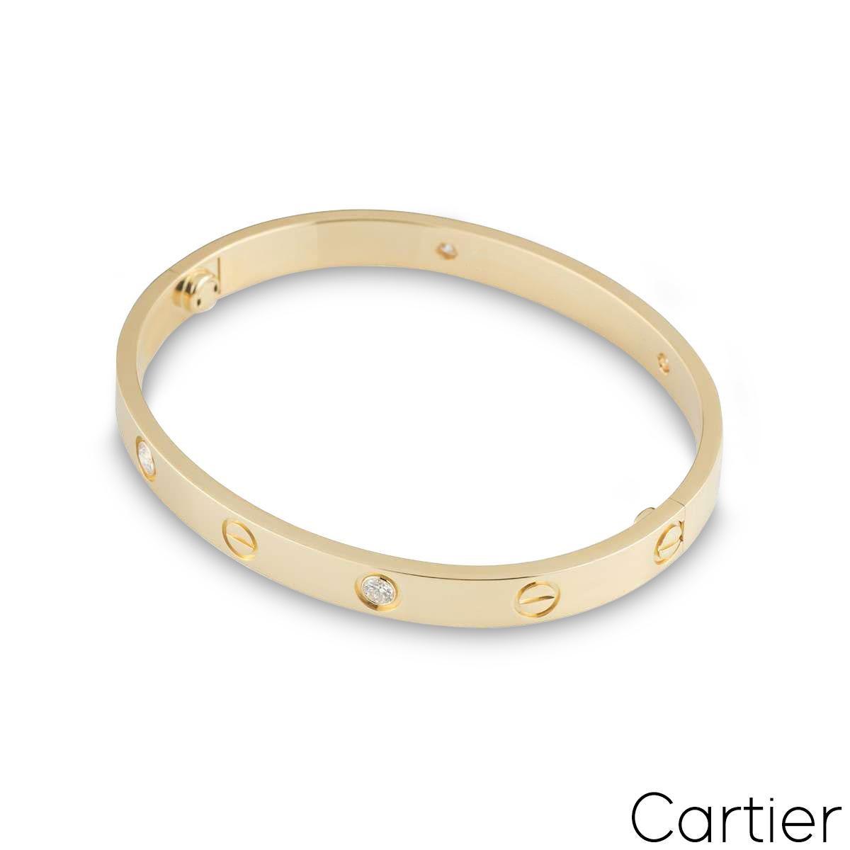 Taille ronde Cartier Bracelet d'amour en or jaune et demi diamants, taille 16 B6035916 en vente