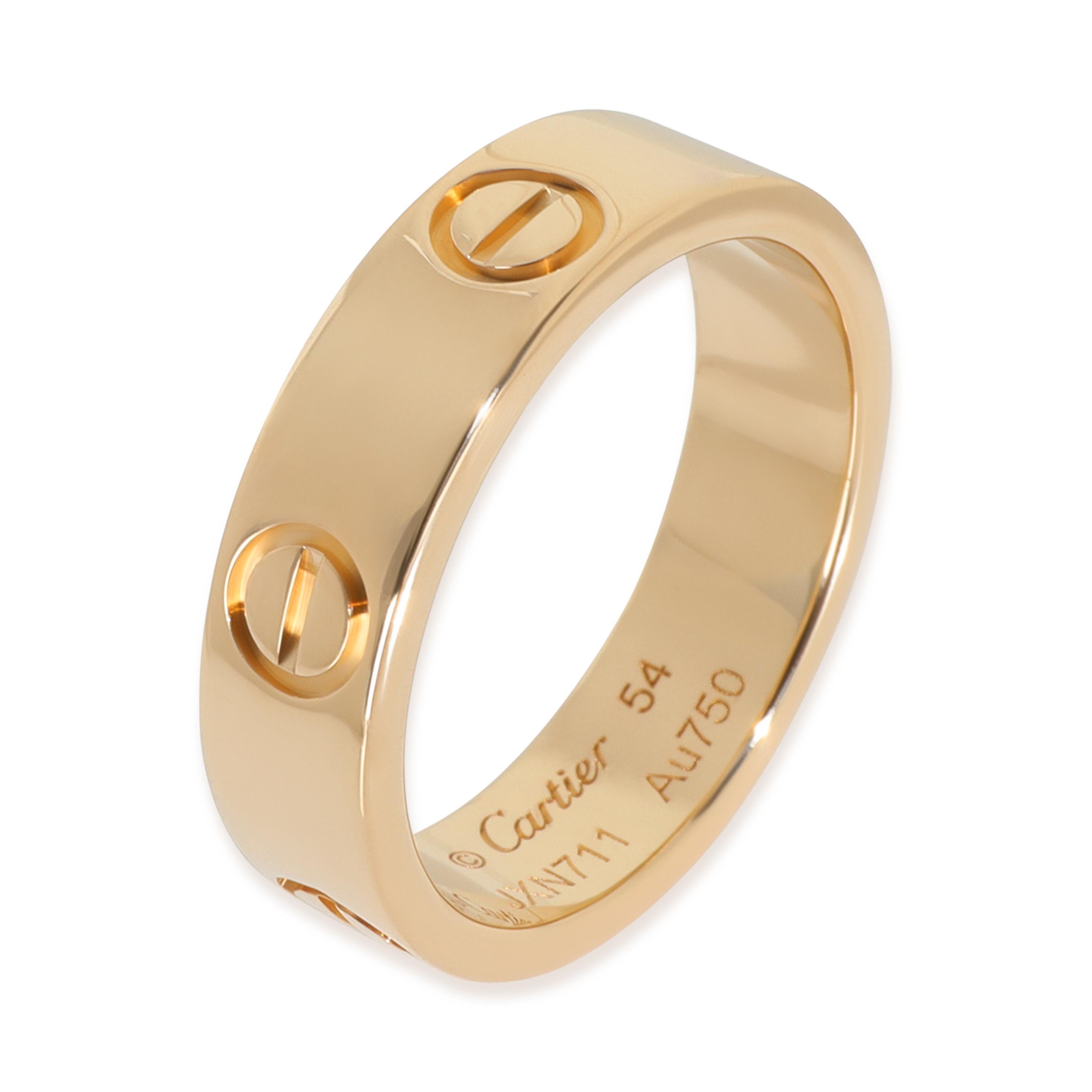 Cartier Gelbgold  Liebesring

PRIMÄRE DETAILS
SKU: 147031
Auflistung Titel: Cartier Gelbgold  Liebesring
Beschreibung des Zustands: Die Collection'S Love von Cartier ist der Inbegriff der Ikone, von den wiedererkennbaren Designs bis hin zur
