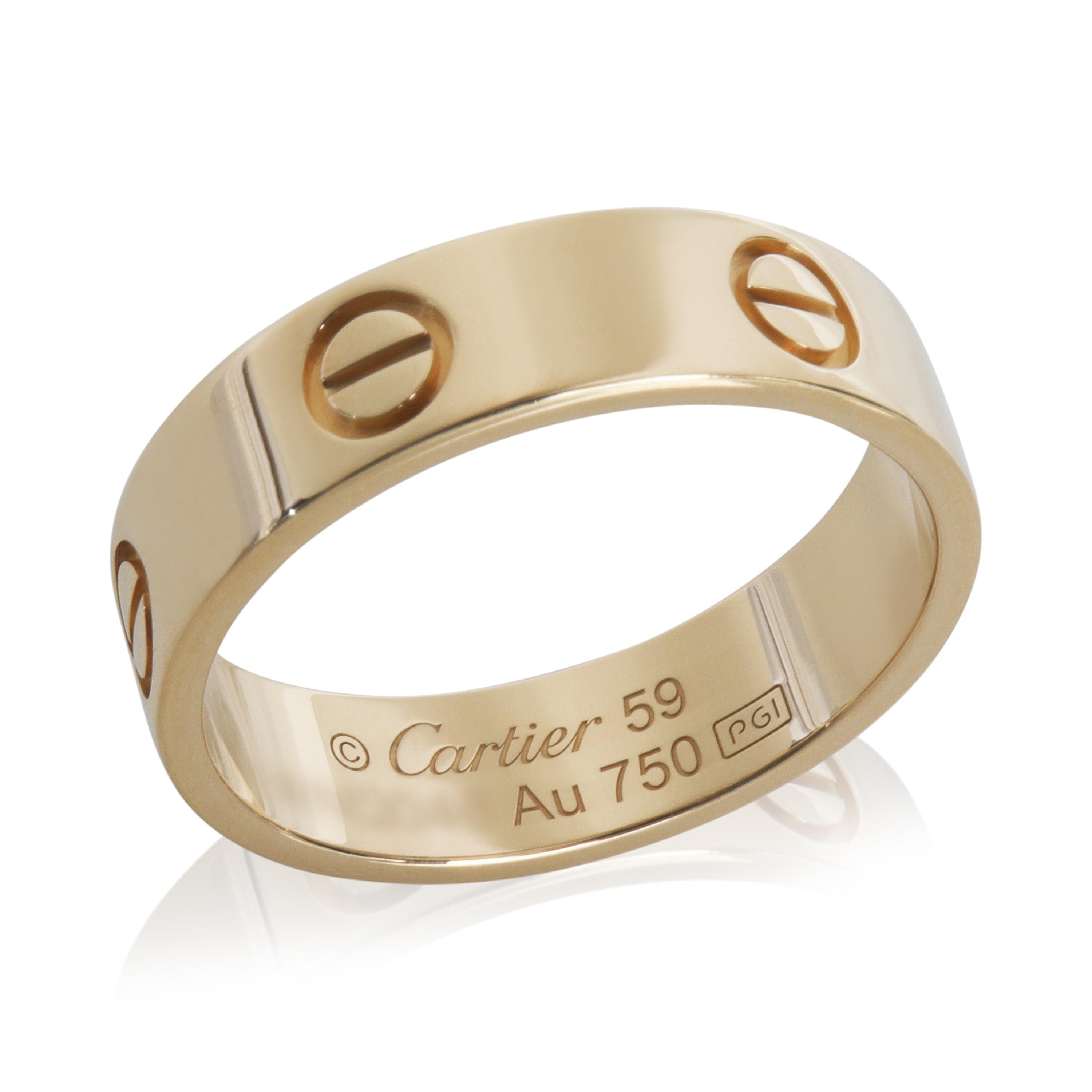 Cartier Gelbgold  Liebesring

PRIMÄRE DETAILS
SKU: 149658
Auflistung Titel: Cartier Gelbgold  Liebesring
Beschreibung des Zustands: Die Collection'S Love von Cartier ist der Inbegriff der Ikone, von den wiedererkennbaren Designs bis hin zur