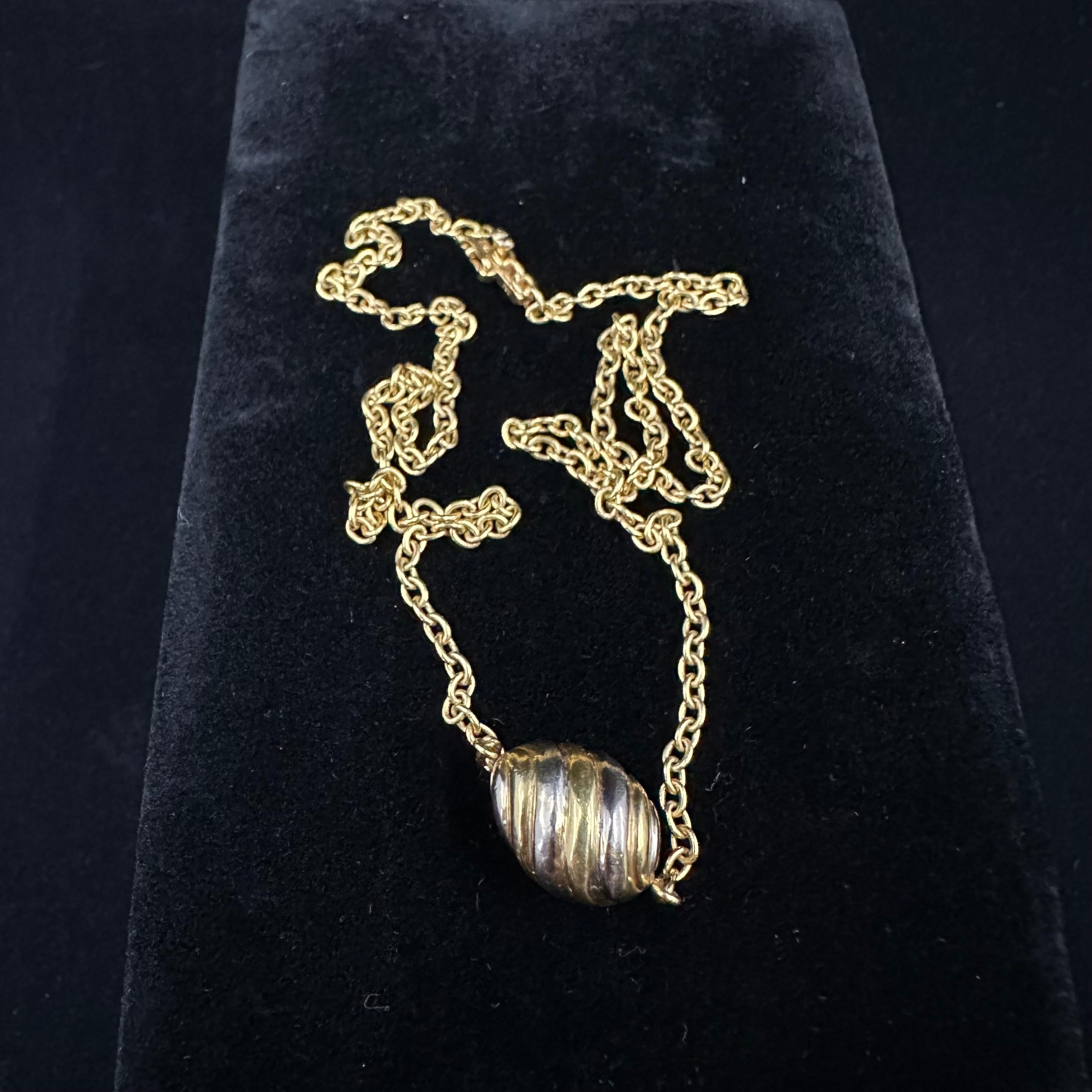 Cartier Yellow Gold Necklace 18k  In Good Condition For Sale In Beverly Hills, CA