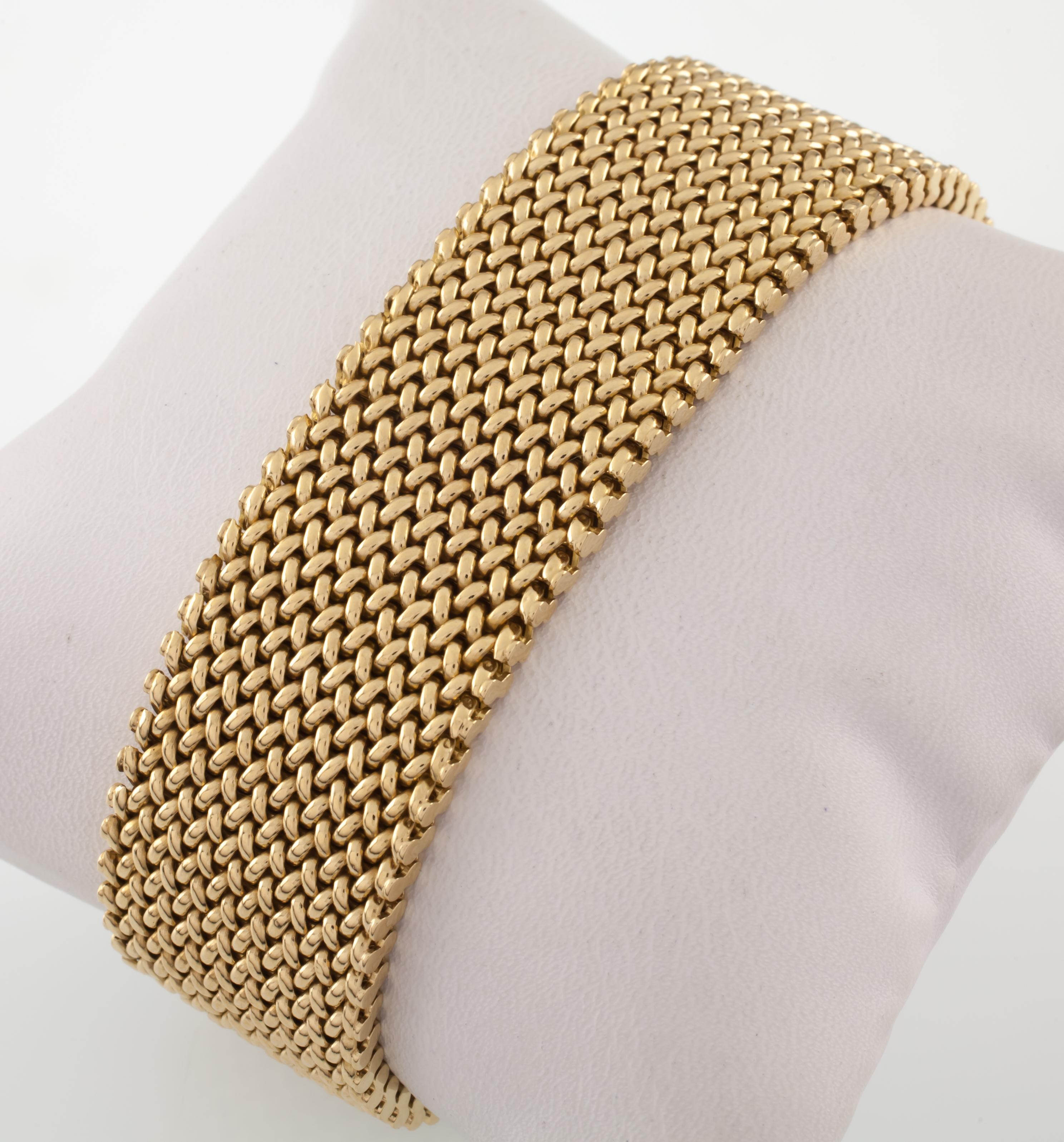 Cartier Gelbgold Vintage Mesh-Armband mit Harlekin-Diamant-Muster Damen im Angebot