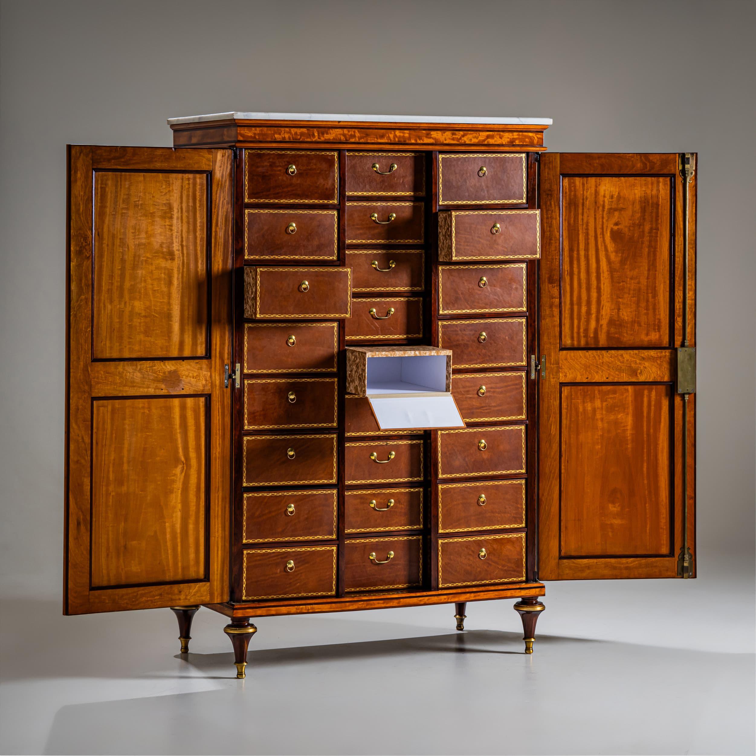 Francese Cartonnier, timbro Claude Charles Saunier, Francia, circa 1790 in vendita