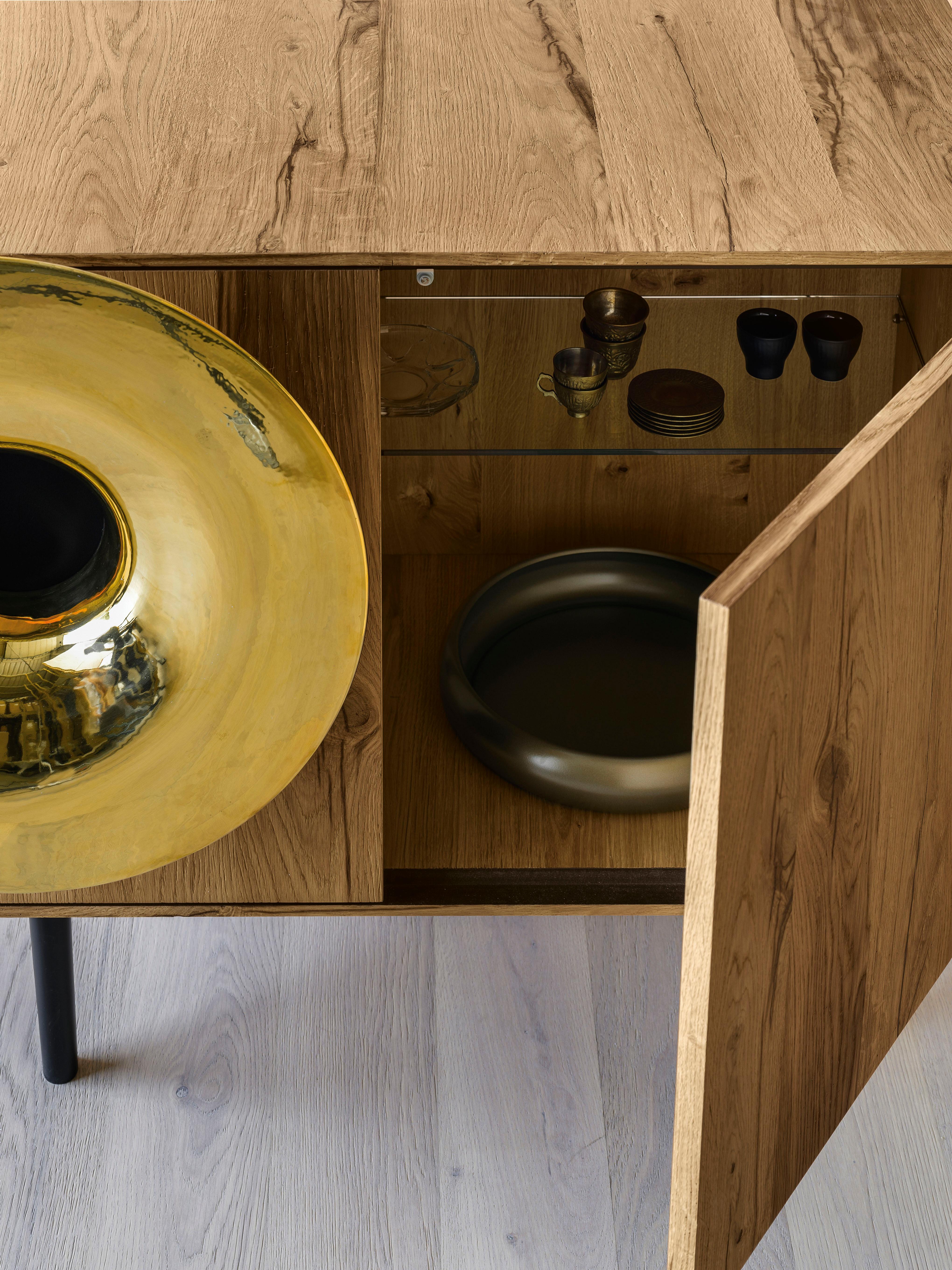 Modern Caruso Small Cabinet in White Lacquer Frame and Black Legs, by Paolo Cappello