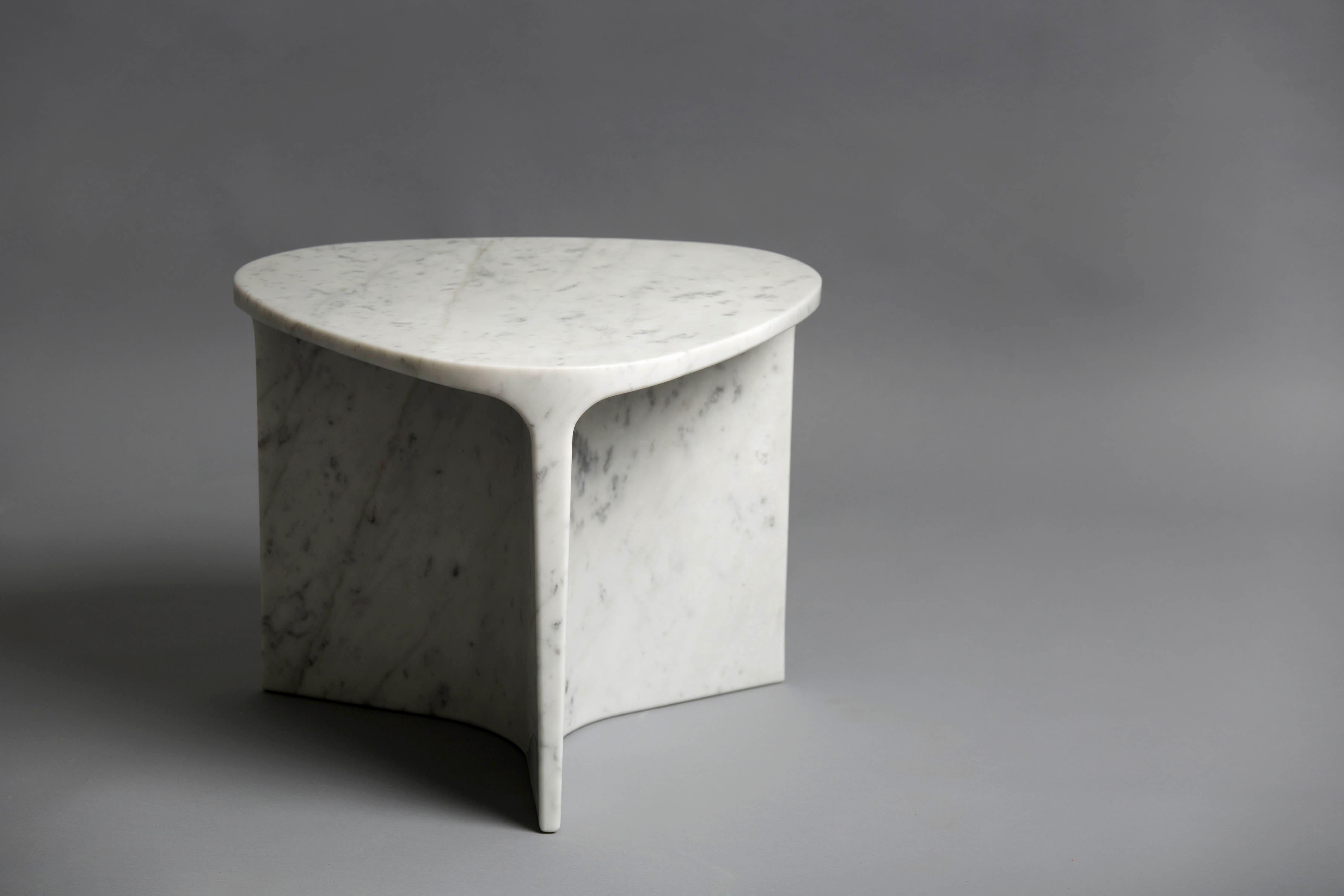 Modern Carv Occasional Table in Carrara Marble by Daniel Fintzi for Formar For Sale