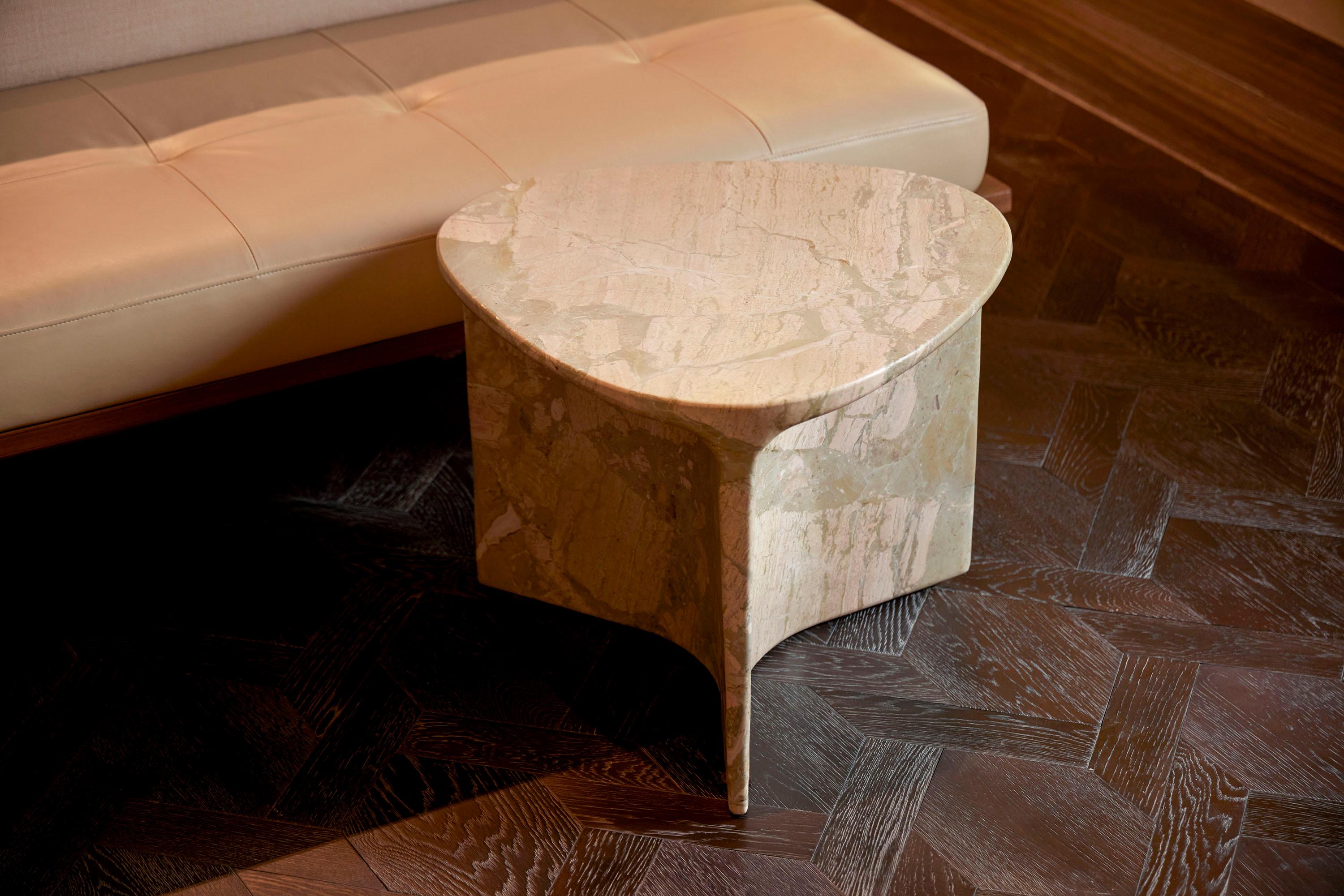 Carv Occasional Table in Ceppo Monet marble by Daniel Fintzi for Formar In New Condition For Sale In 中西區, HK