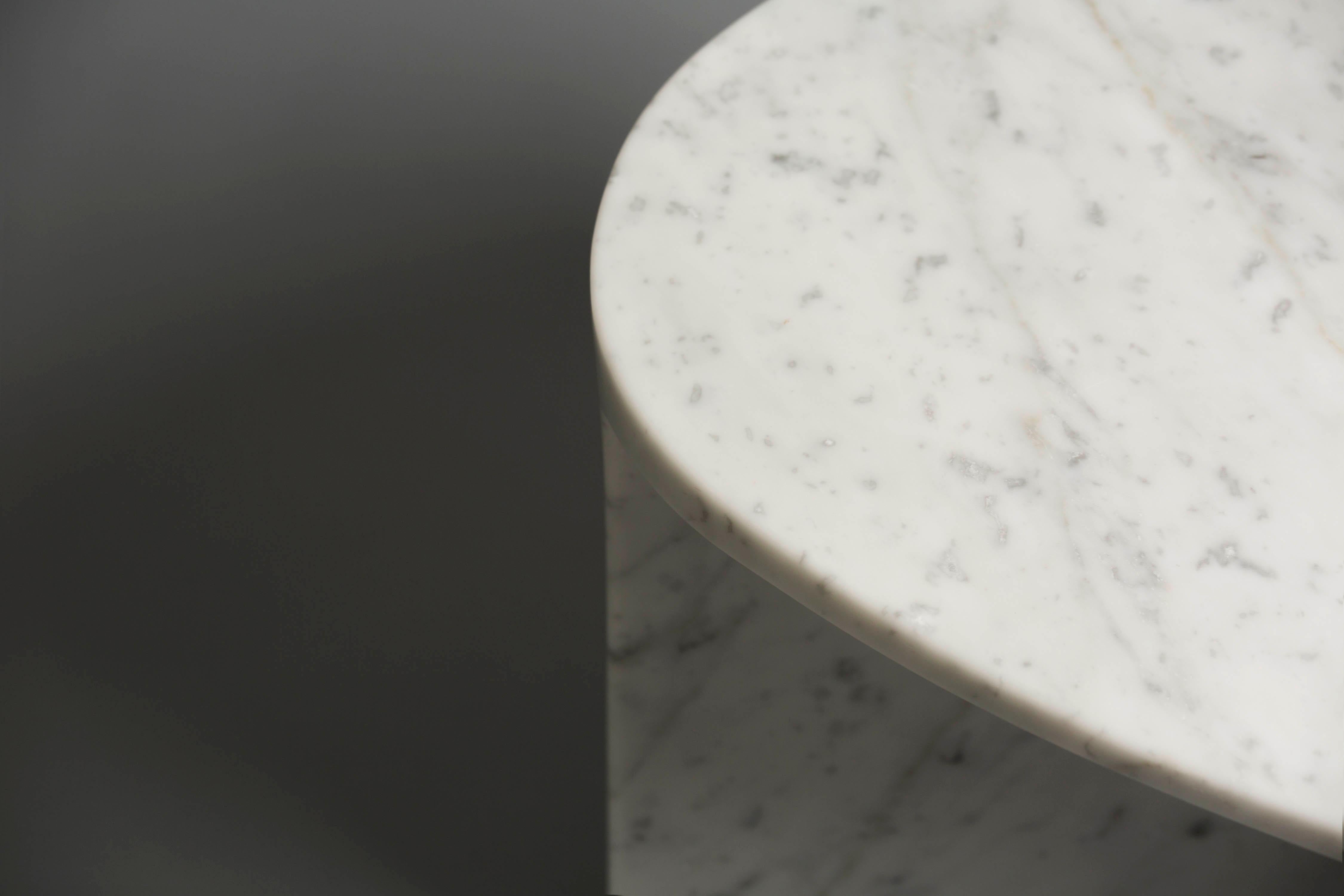 Modern Carv Tall Table in Carrara Marble by Daniel Fintzi for Formar For Sale