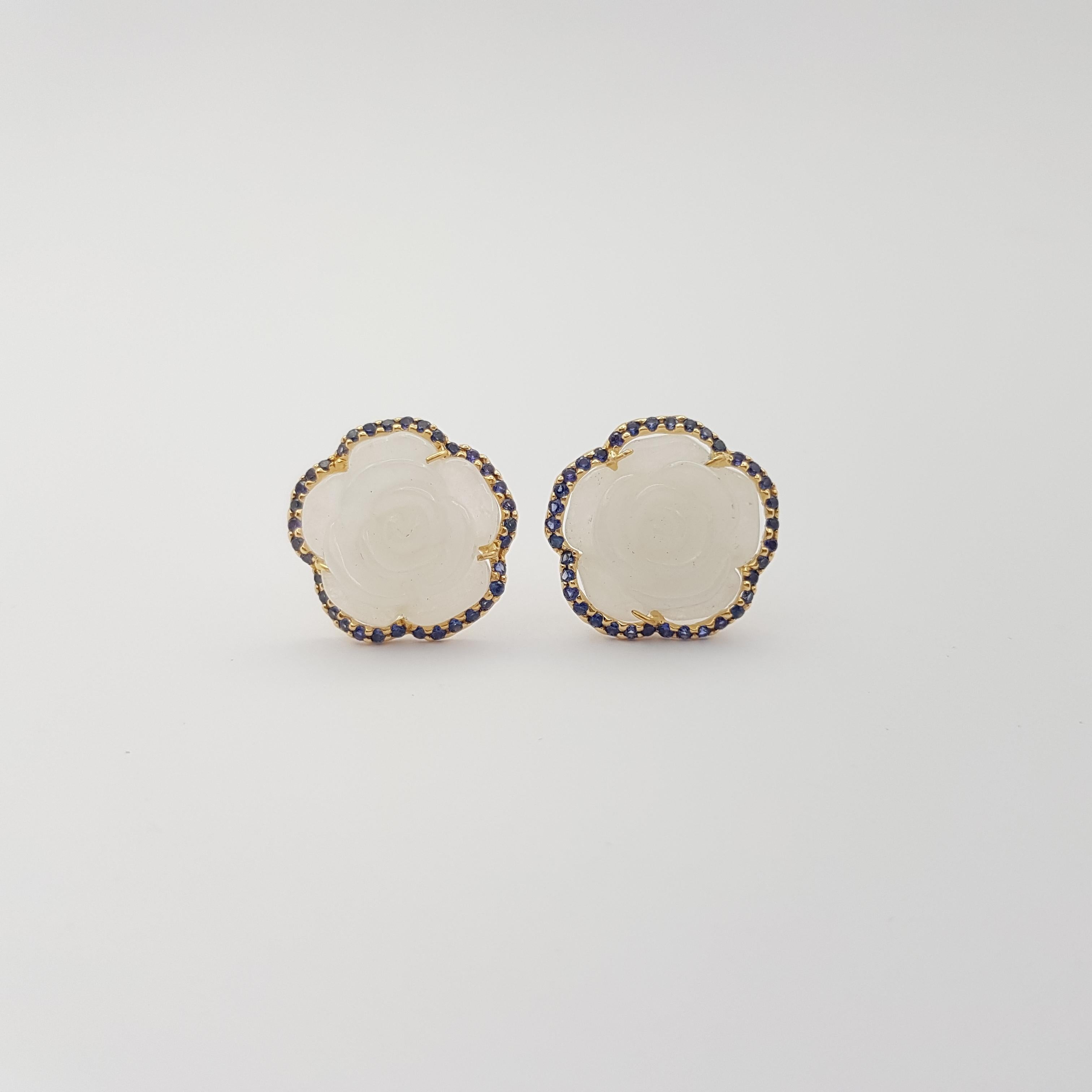 Contemporary Carve Flower Jade with Purple Sapphire Earrings set in 18K Gold Settings For Sale