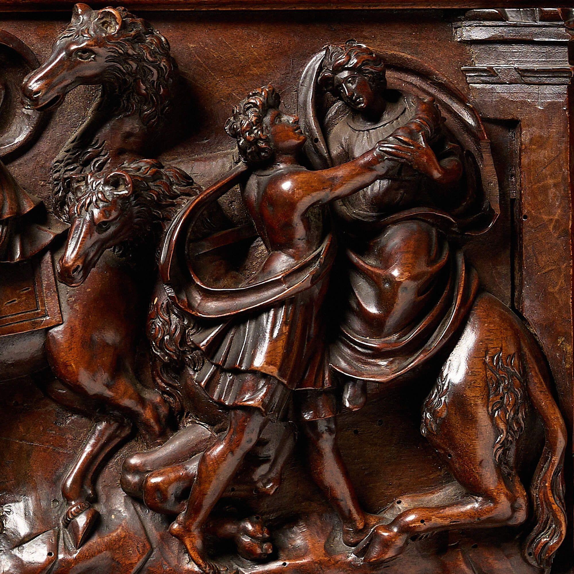 Geschnitzte dekorative Renaissance-Wandtafel aus dem 17. Jahrhundert (Handgefertigt) im Angebot