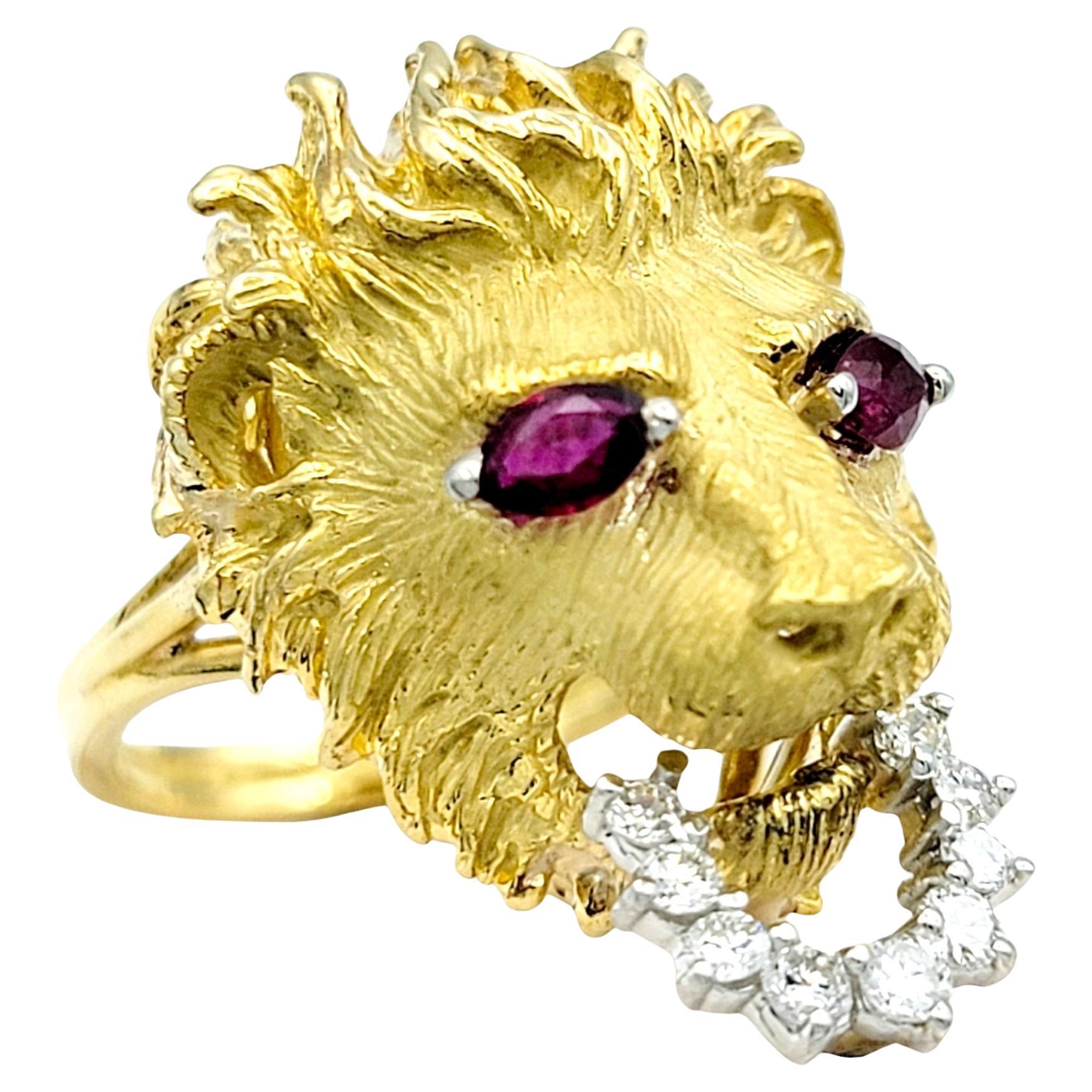 Carved 18 Karat Yellow Gold Lion Head Ring with Ruby Eyes and Diamond Bit  For Sale