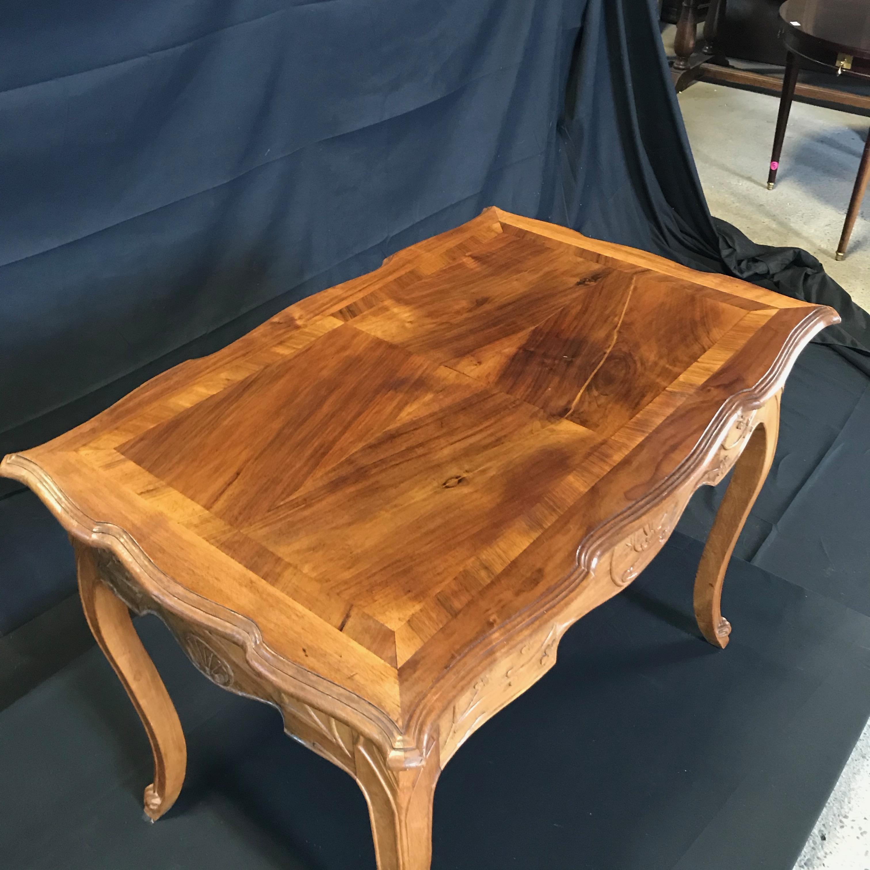 Carved 19th Century Country French Writing Table Desk or Side Table In Good Condition In Hopewell, NJ