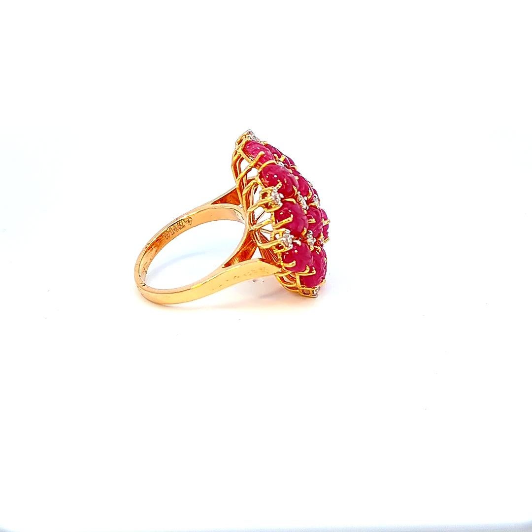Carved 3.80 Carat Ruby and 0.85 Carats Diamond 18K Gold Ring  For Sale 2