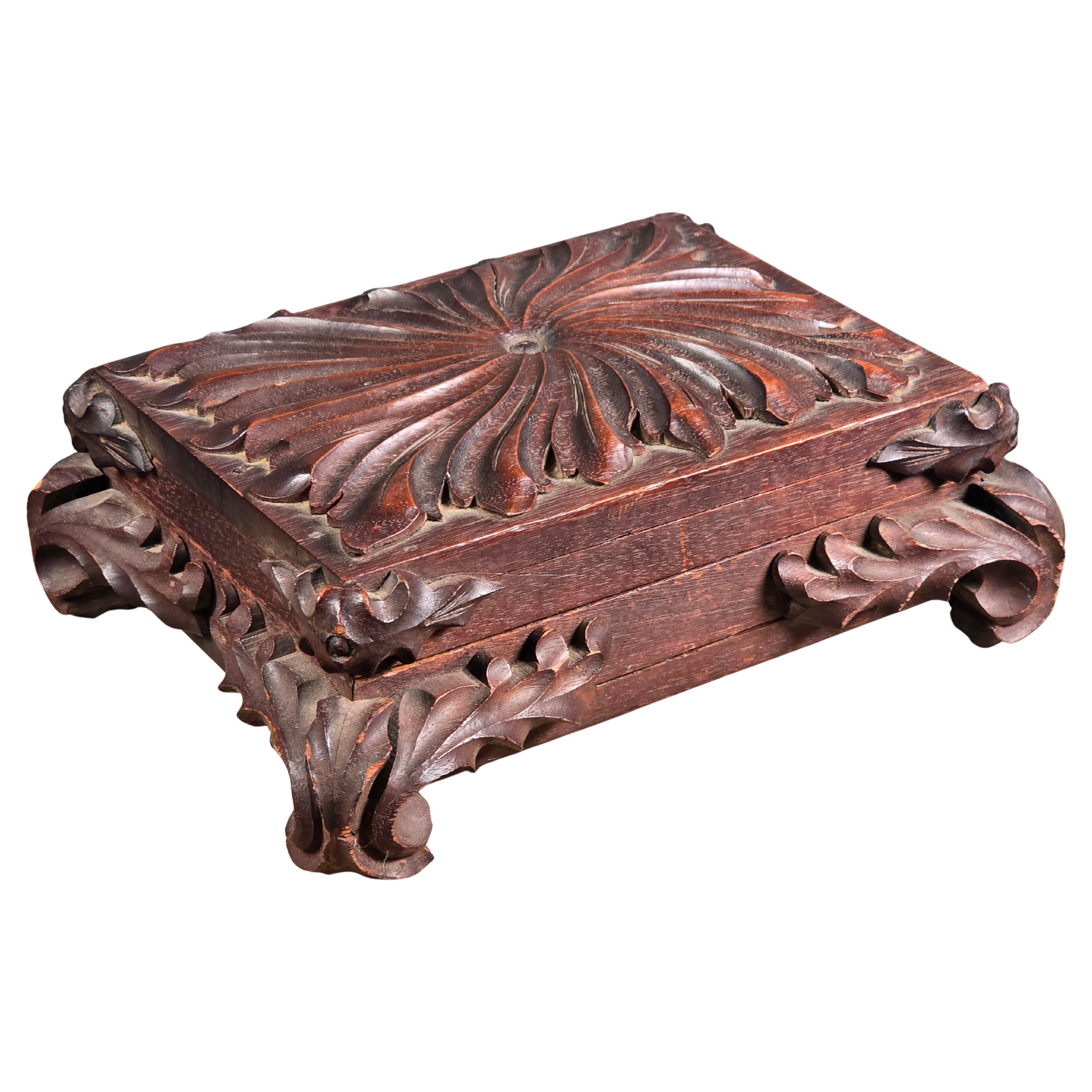 Carved Acanthus Motif Wooden Box, Surreal Tony Duquette Style, 1940s For Sale