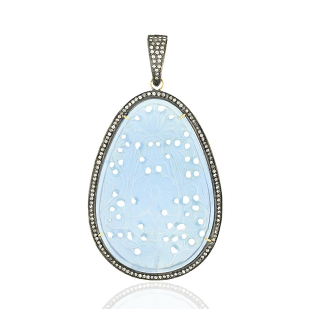 Modern Carved Agate Pendant with Pave Diamonds on the Edge For Sale