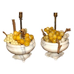 Lampes à raisin en albâtre sculpté