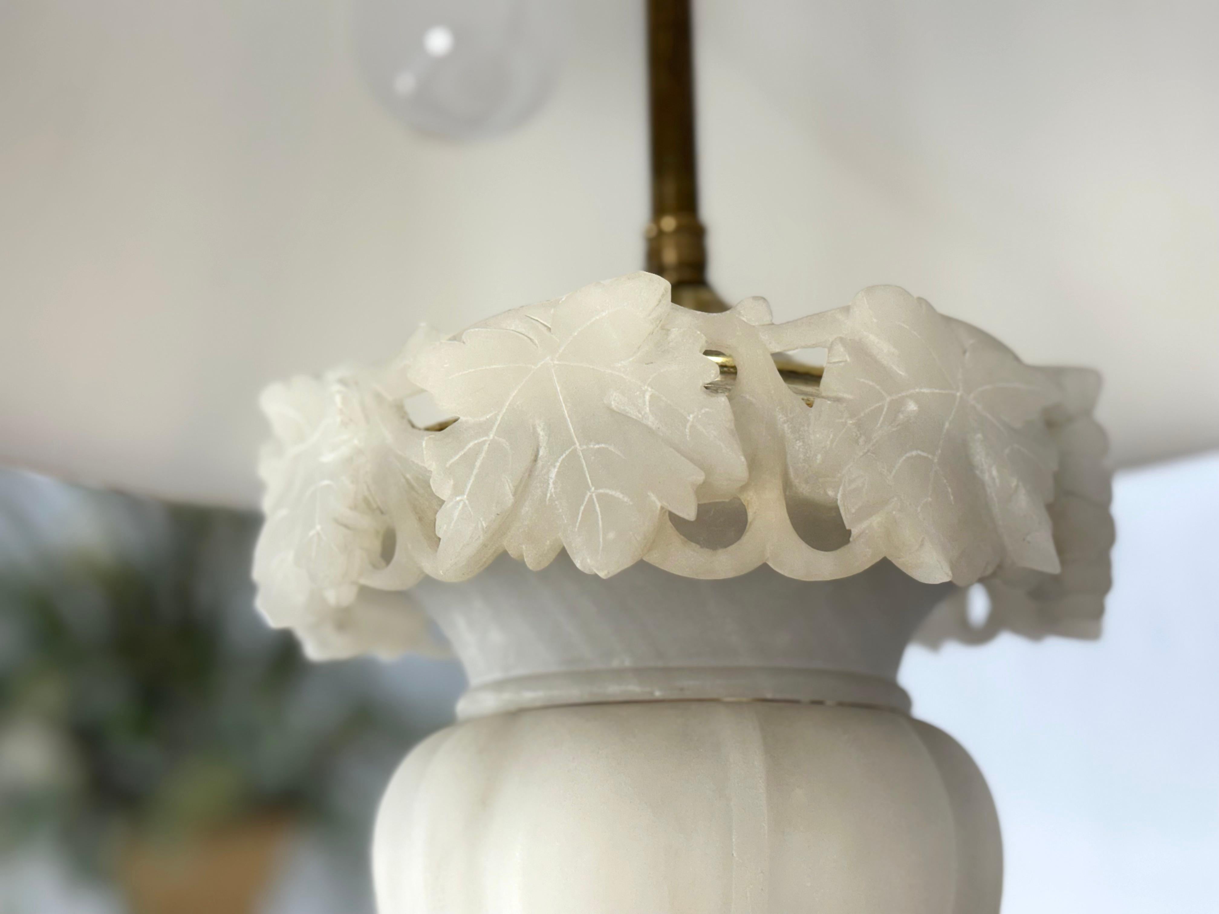 Carved Alabaster Grapes Leaf Motive Urn Shape Square Mable Base Table Lamp MINT! In Good Condition For Sale In Rockaway, NJ