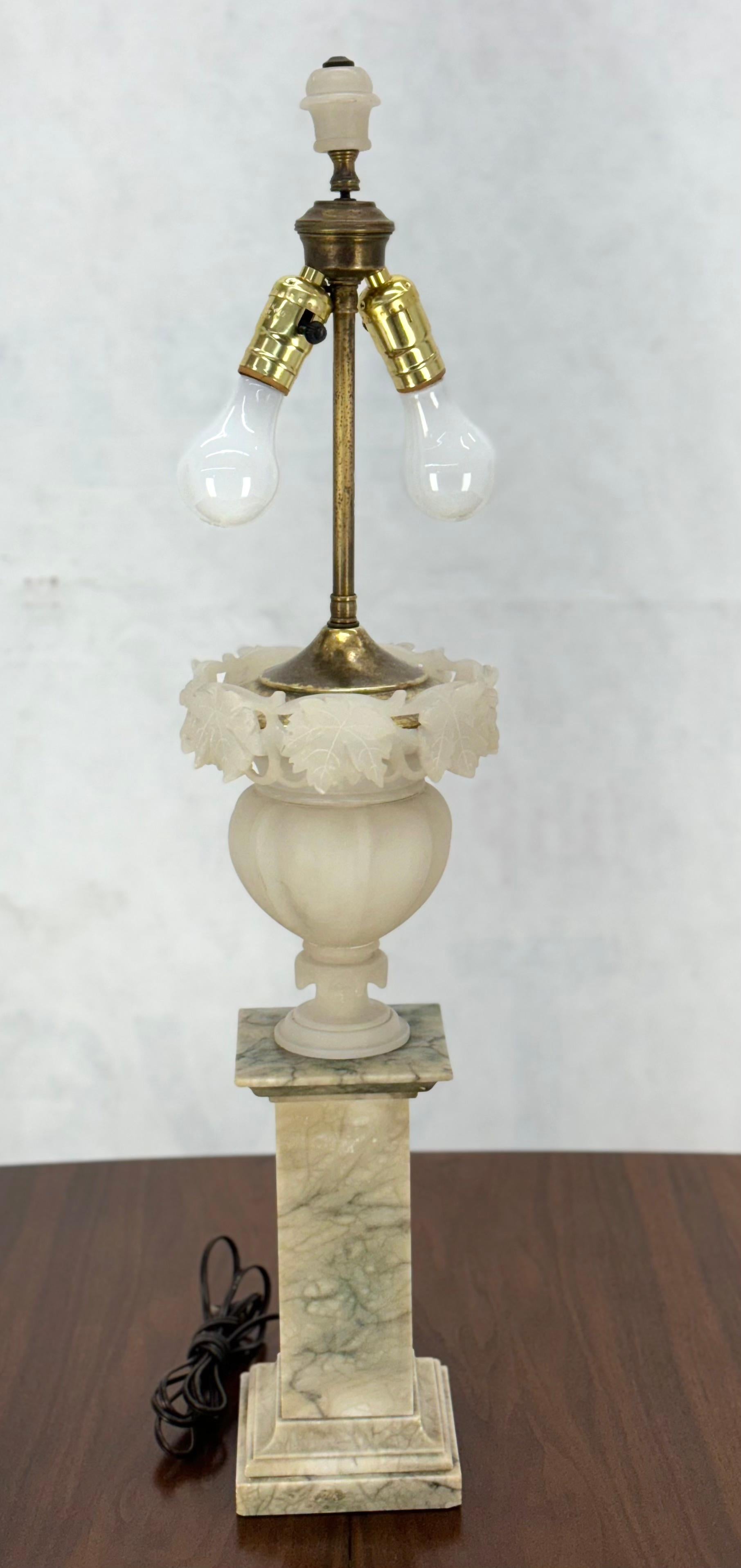 Carved Alabaster Grapes Leaf Motive Urn Shape Square Mable Base Table Lamp MINT! For Sale 2