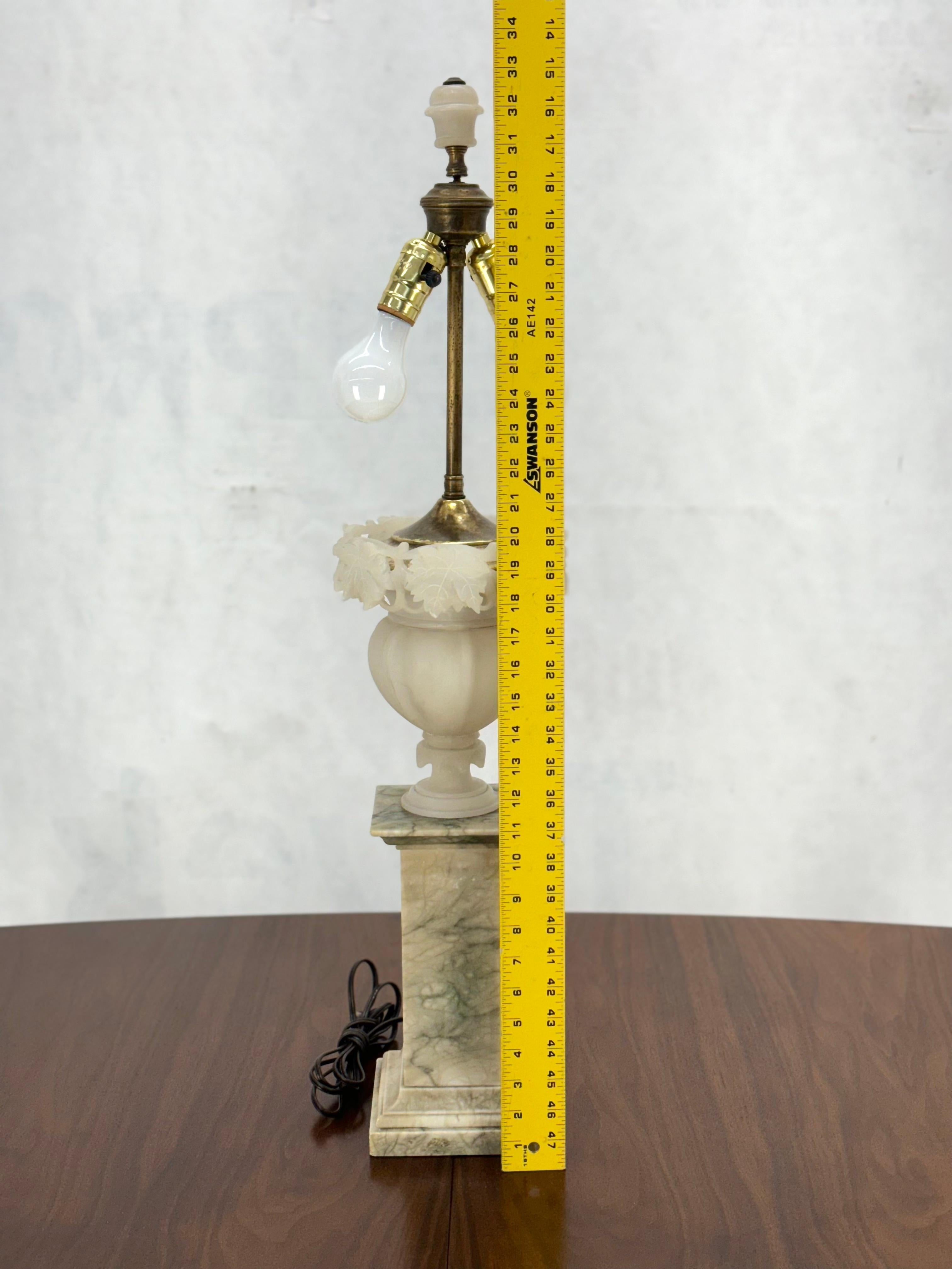 Carved Alabaster Grapes Leaf Motive Urn Shape Square Mable Base Table Lamp MINT! For Sale 4