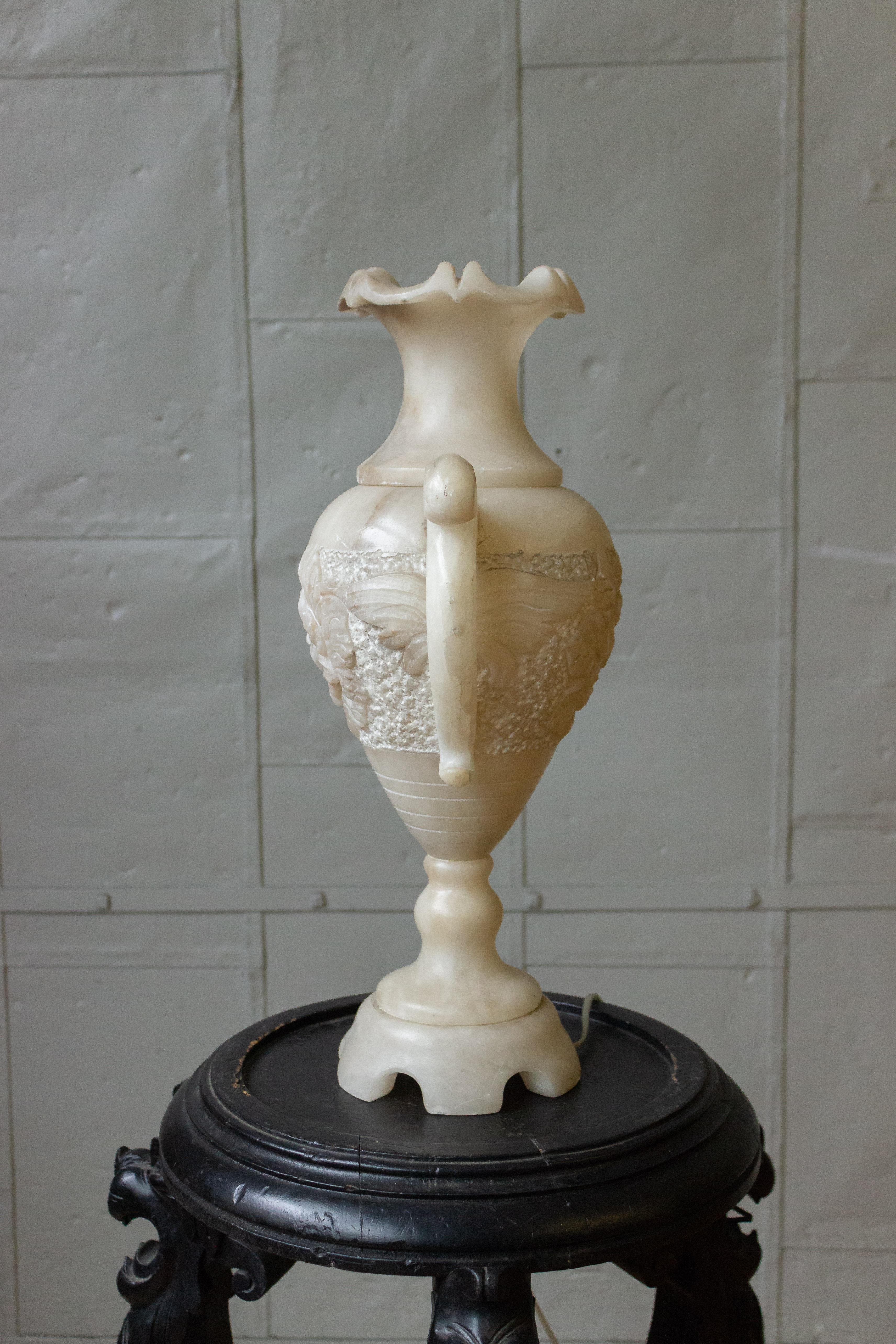 Carved Alabaster Lamp In Excellent Condition In Buchanan, NY
