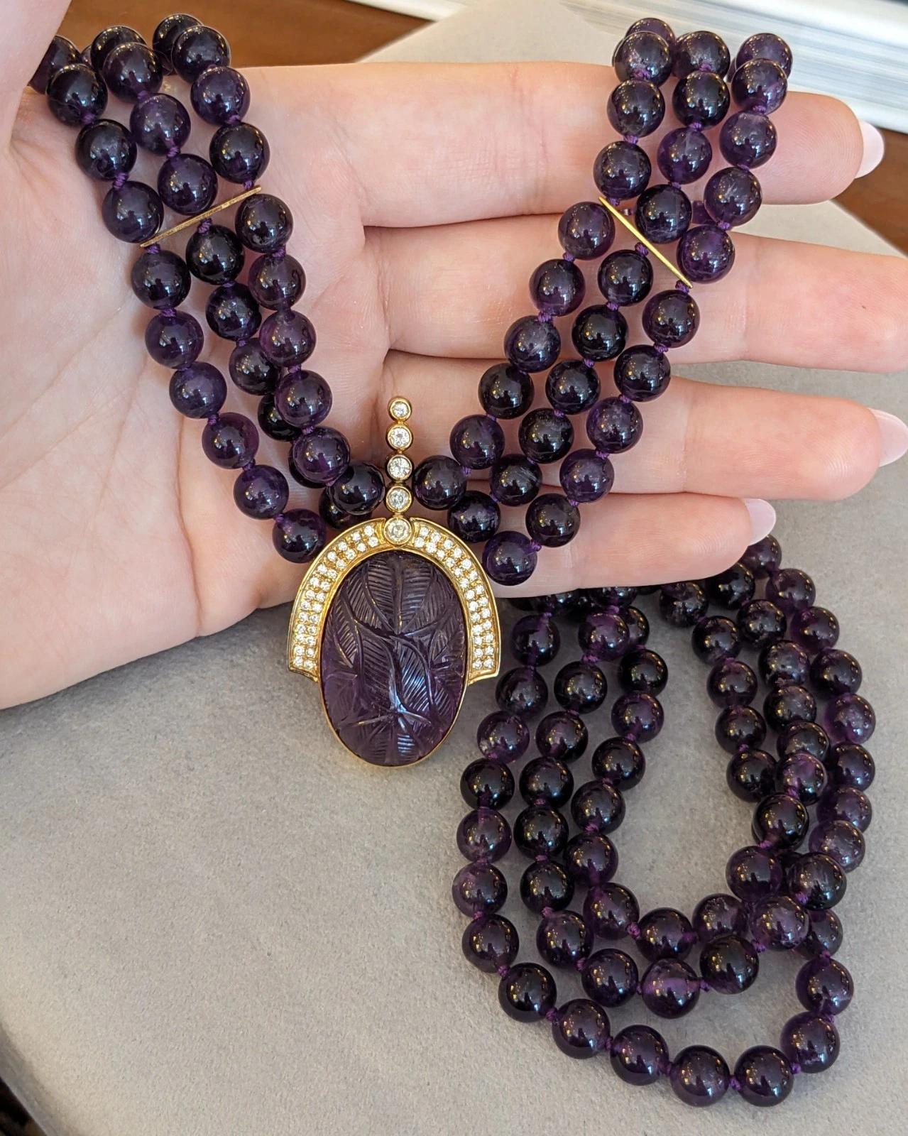 Collar de Cuentas con Colgante de Amatista Tallada y Diamantes en Oro Amarillo de 18k en venta 3