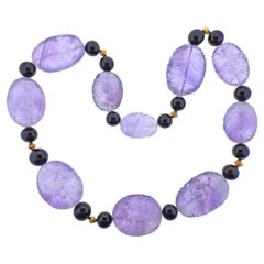 Carved Amethyst Onyx Gold Necklace