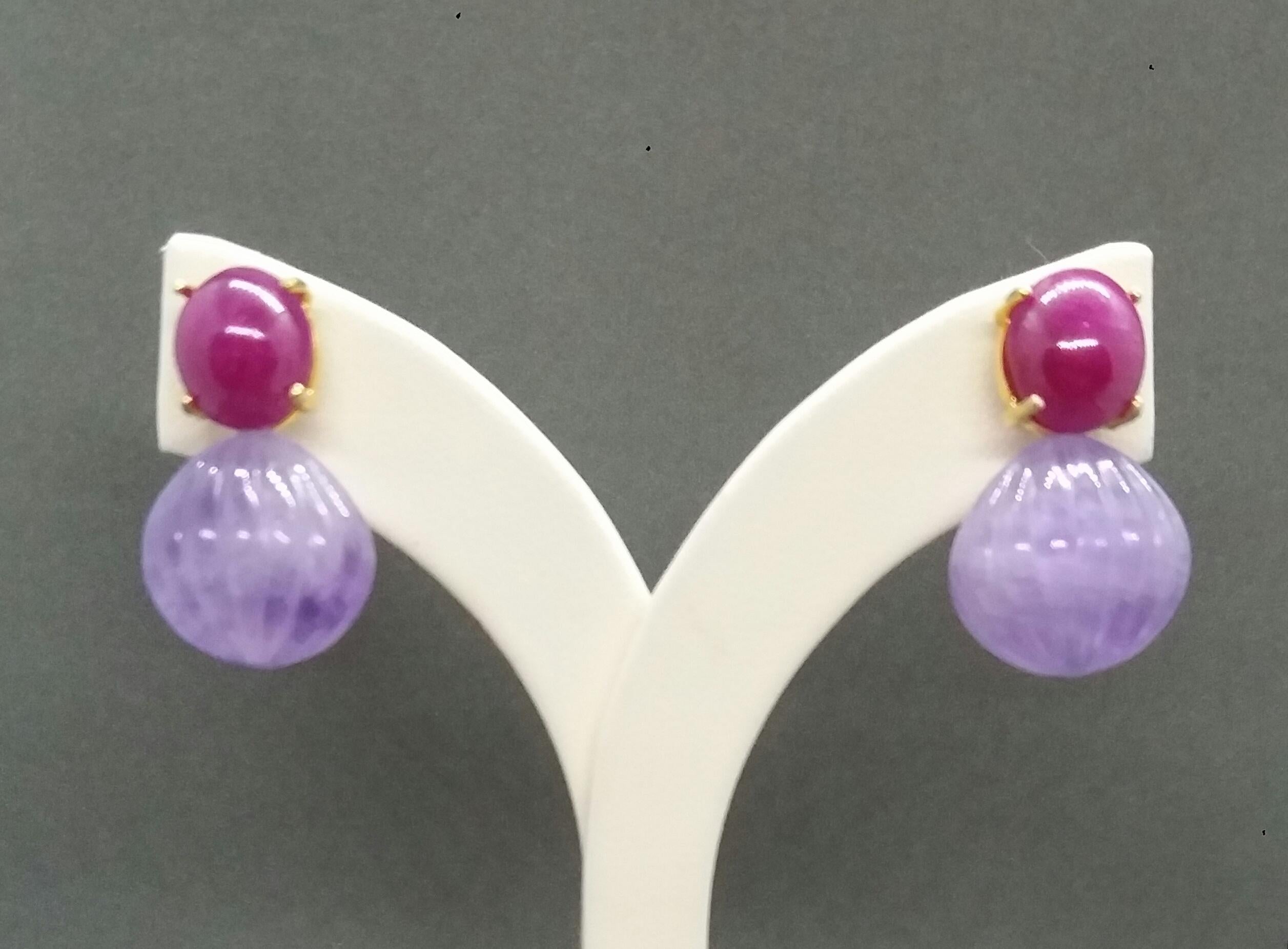 Women's or Men's Carved Amethyst Round Drops Ruby Cabochons 14 Karat Solid Yellow Gold Earrings For Sale