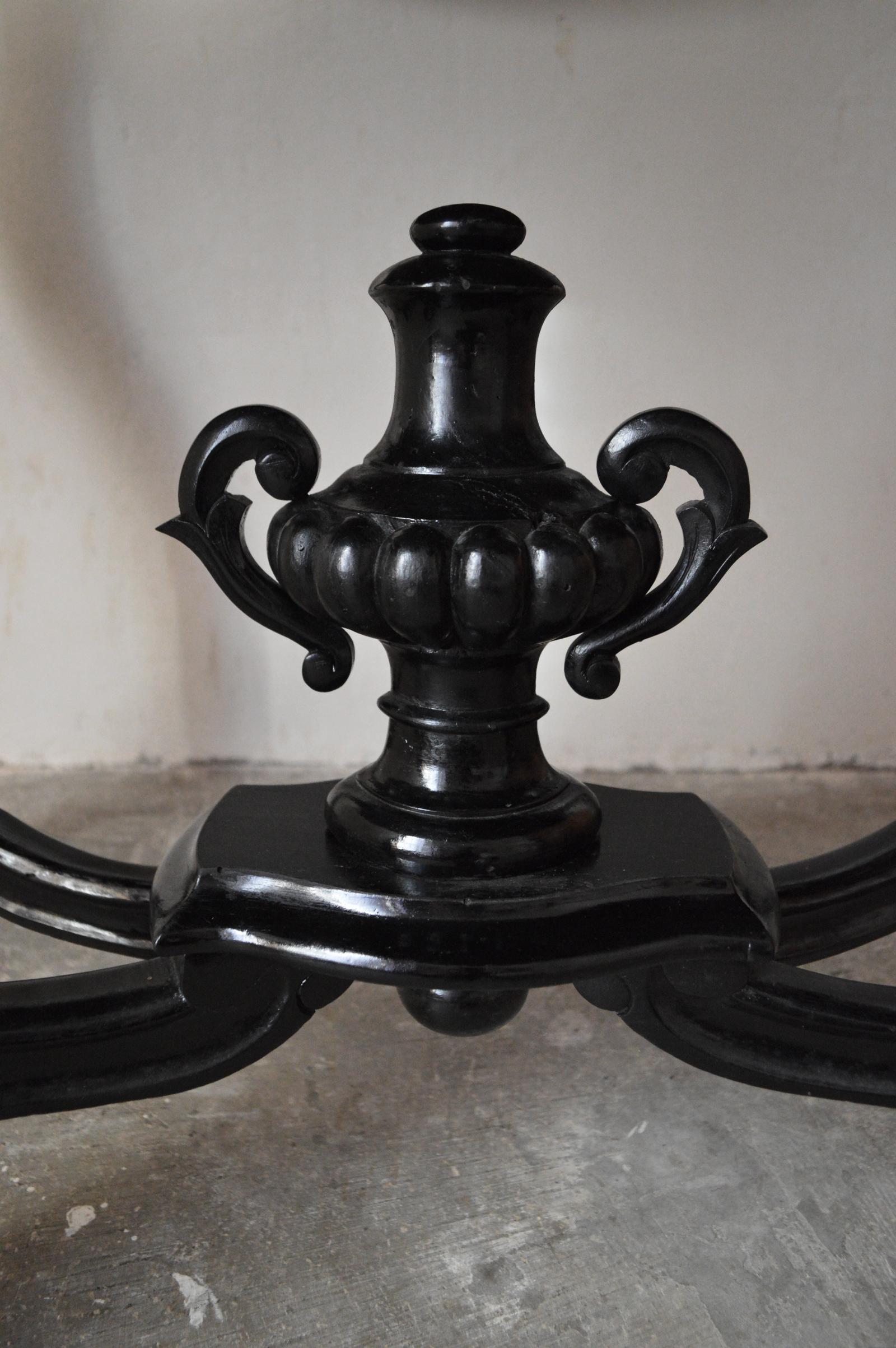 Carved and Ebonized Napoleon III Centre Table or Gueridon For Sale 4