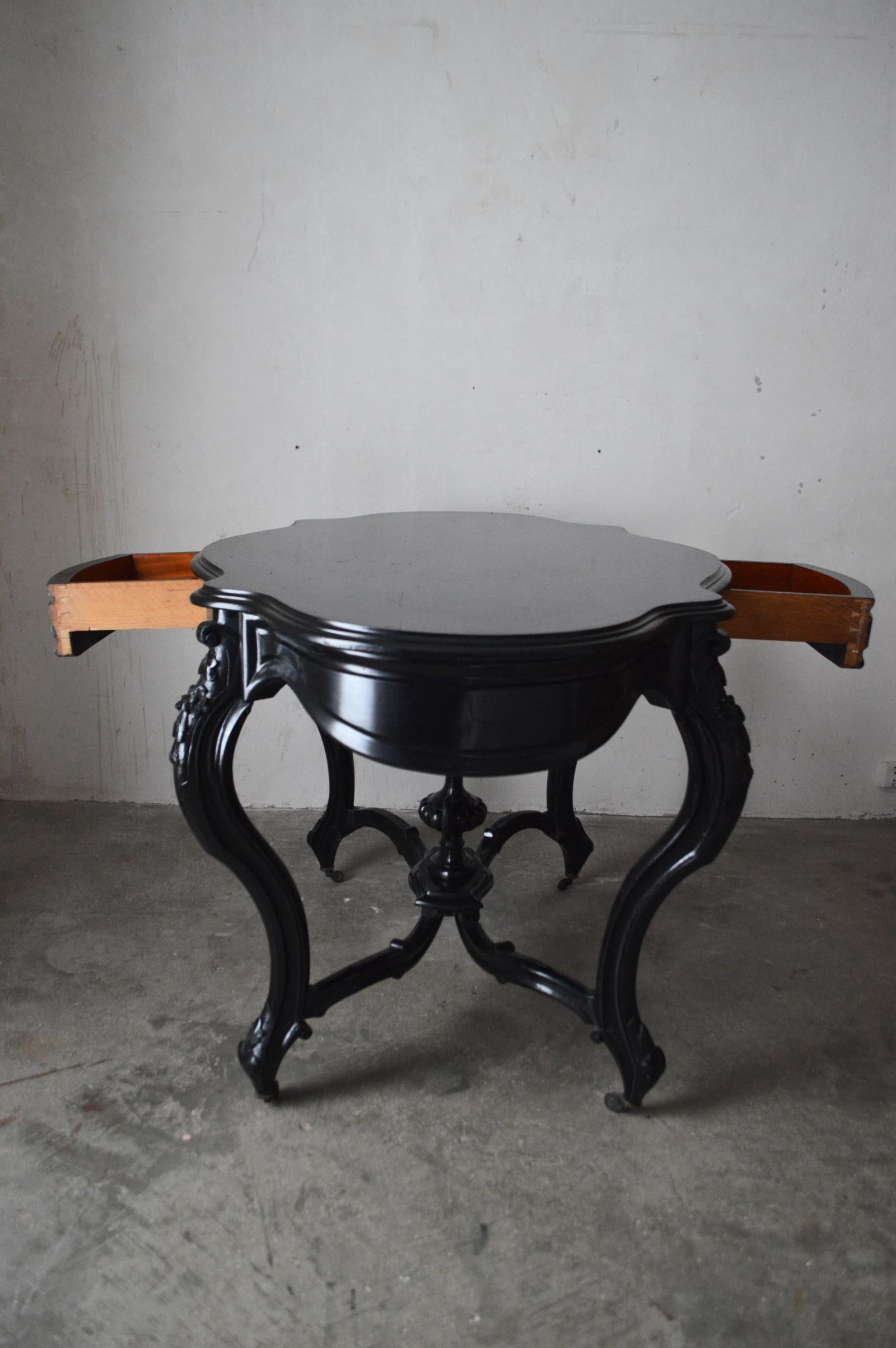 Carved and Ebonized Napoleon III Centre Table or Gueridon For Sale 8