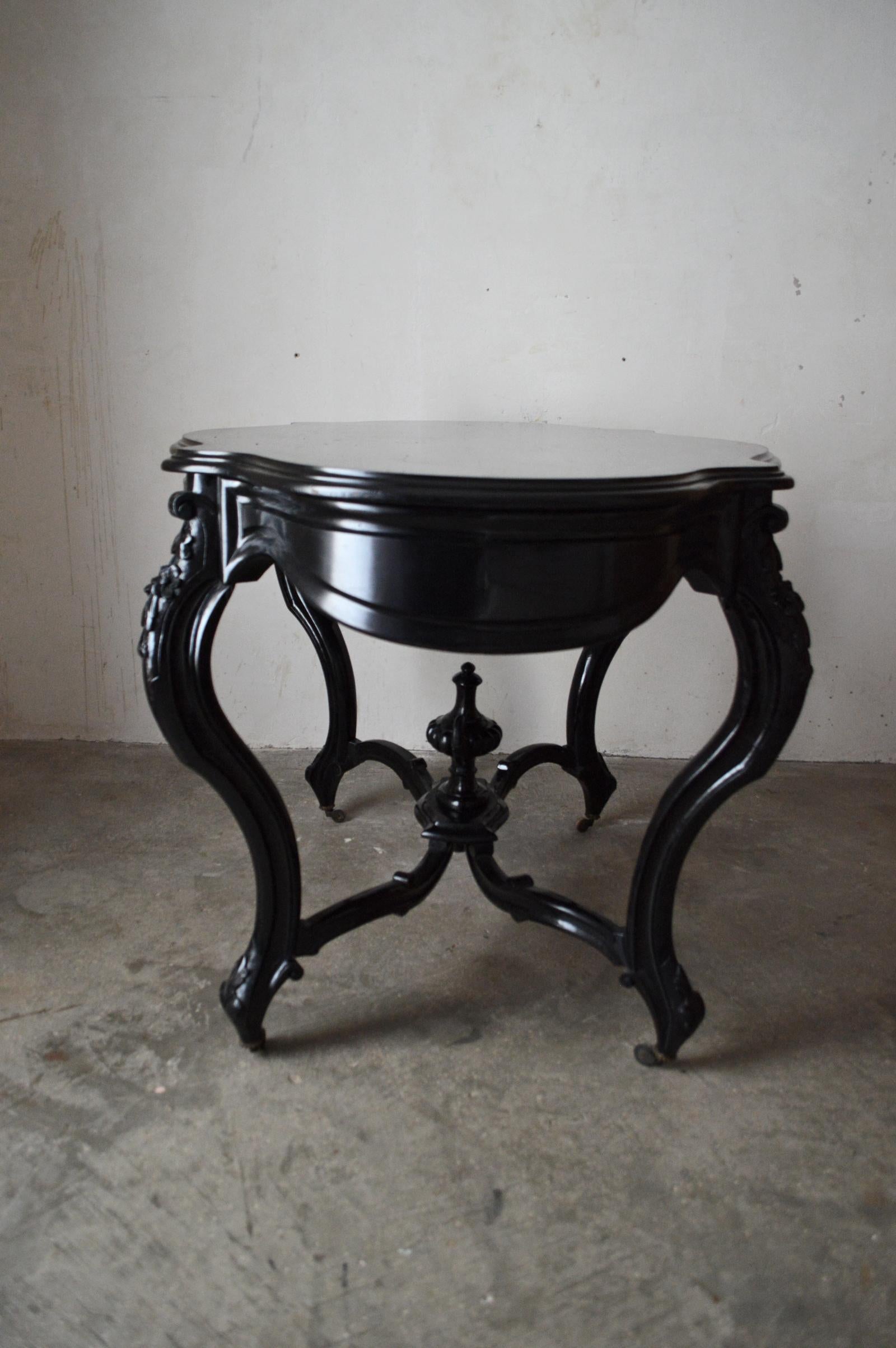 Wood Carved and Ebonized Napoleon III Centre Table or Gueridon For Sale