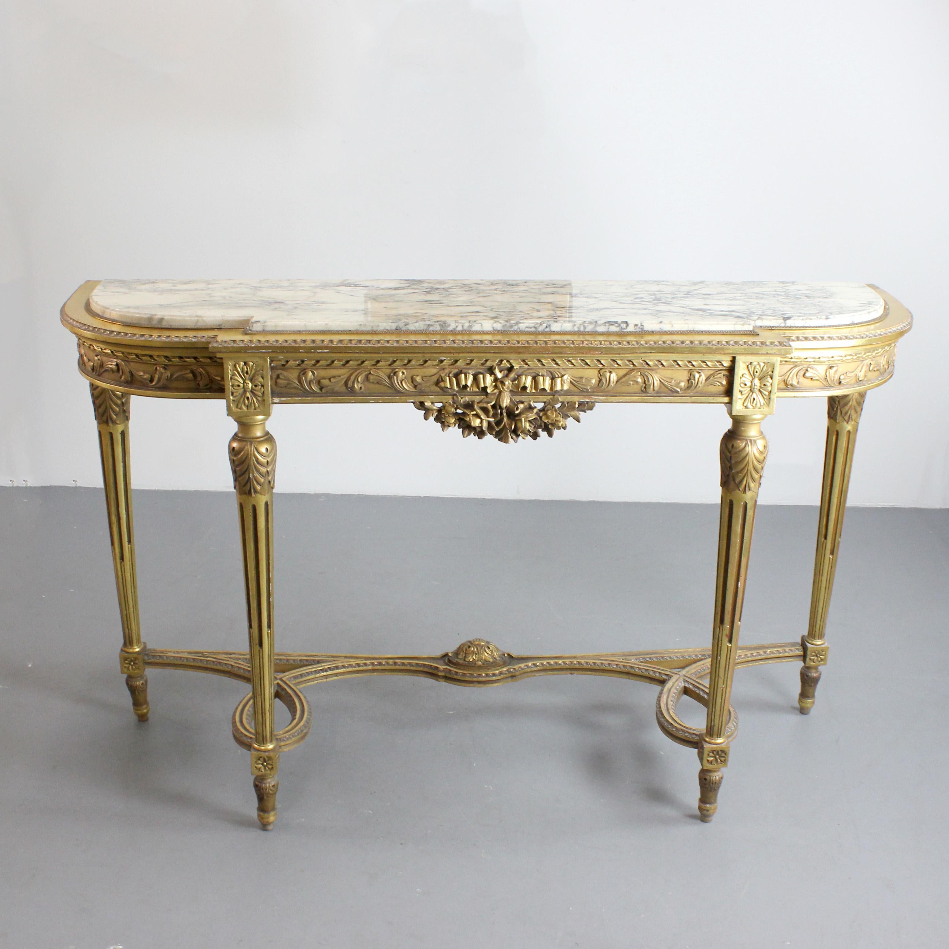 Consola de madera tallada y dorada con tapa de mármol - Siglo XIX - Luis XVI en Bueno estado para la venta en Madrid, España