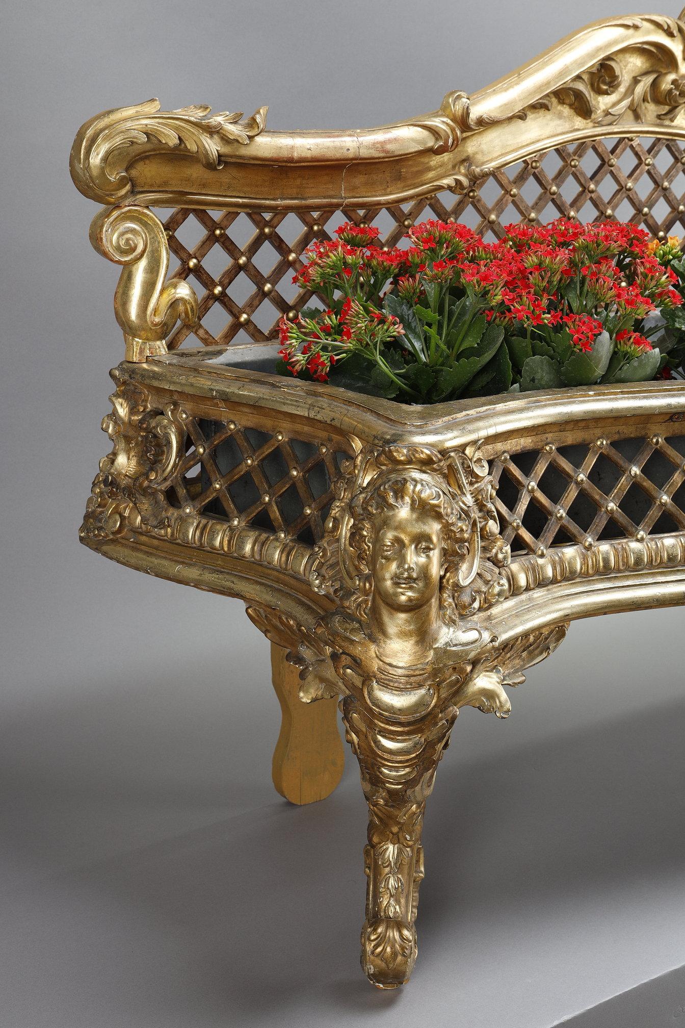 Jardinière en bois sculpté et doré, style Louis XV en vente 2