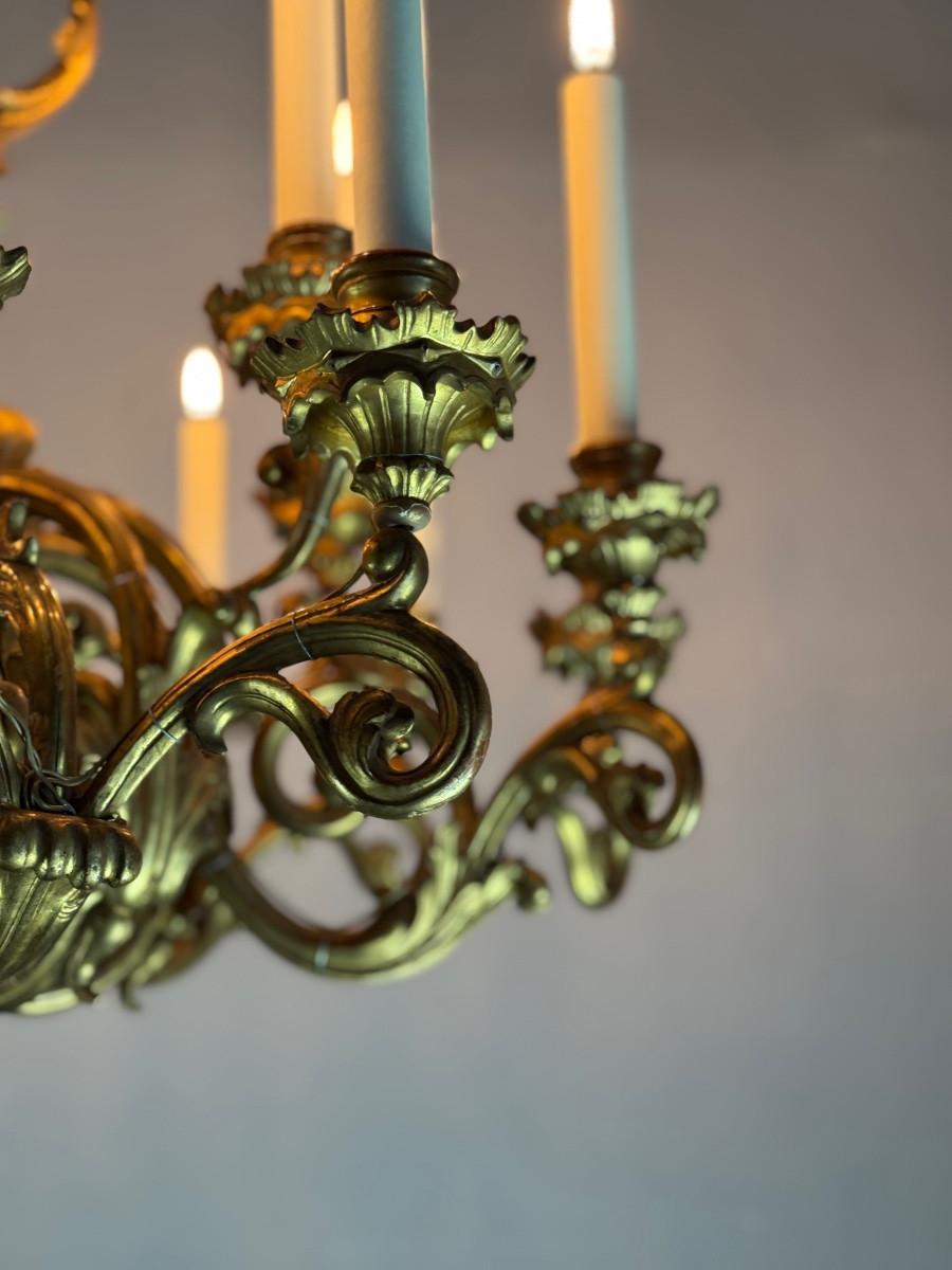 Lampadario in legno intagliato e dorato, 18 bracci luminosi, Italia 1880 circa in vendita 3