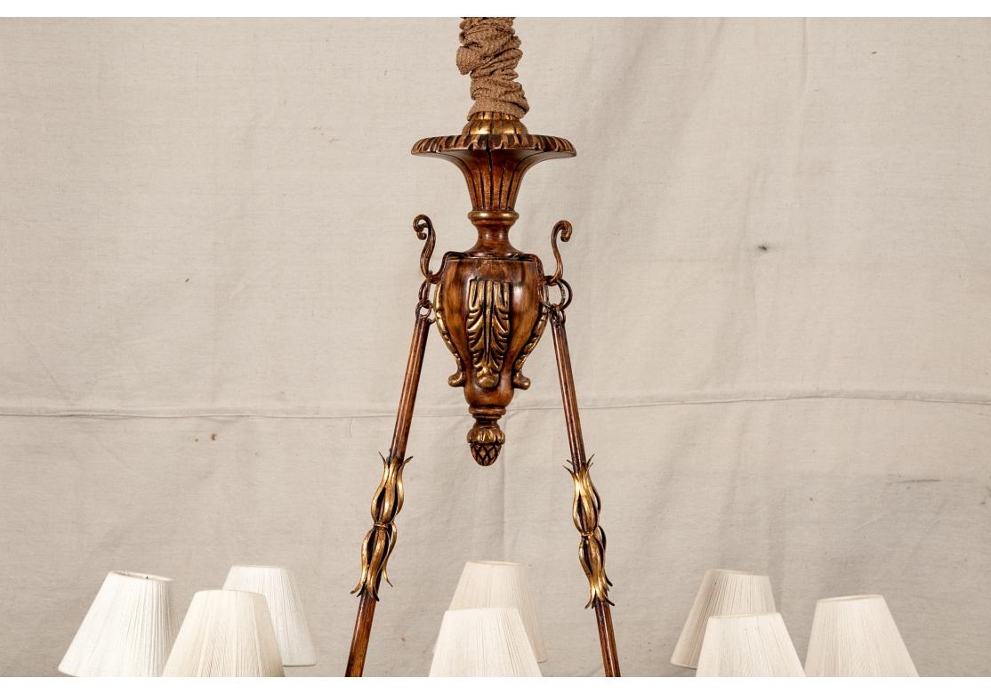 Carved And Gilt 8 Light Italian Made Chandelier in vendita 3